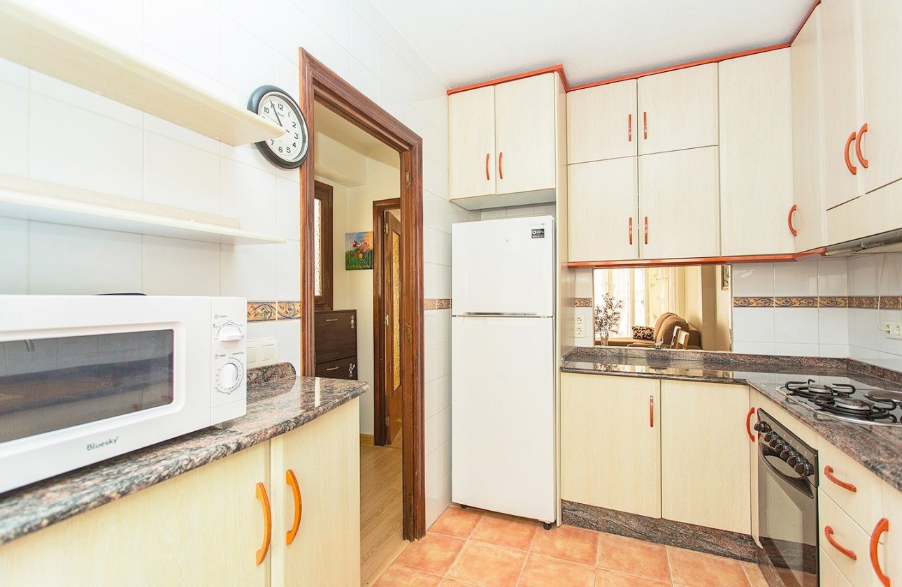 Használt ingatlanok - Flat -
Torrevieja - Playa del Cura
