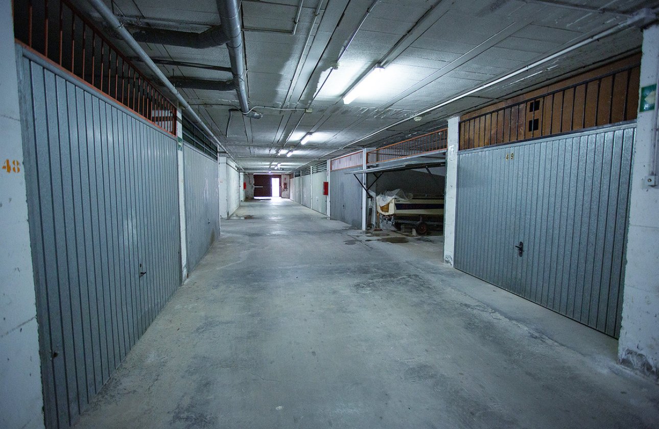 Használt ingatlanok - Garázs -
Torrevieja - Torrevieja Centro