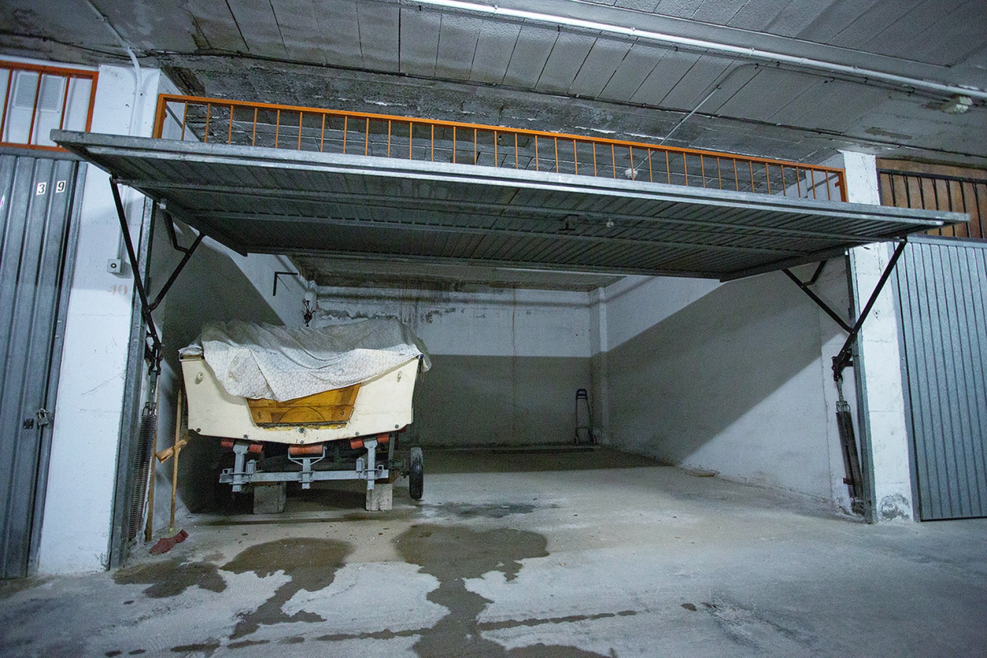 Használt ingatlanok - Garázs -
Torrevieja - Torrevieja Centro