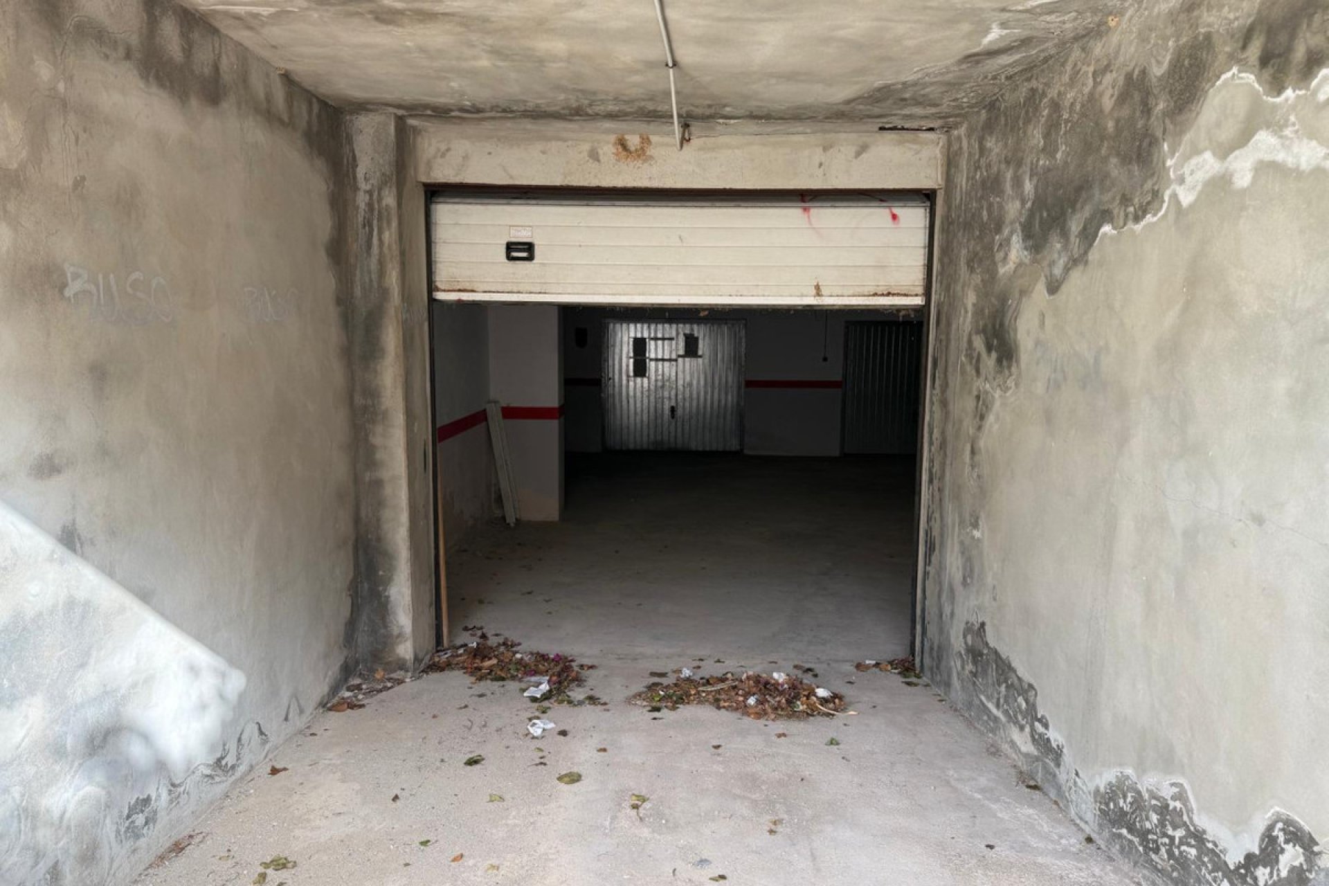 Használt ingatlanok - Garázs -
Torrevieja - Torrevieja Centro