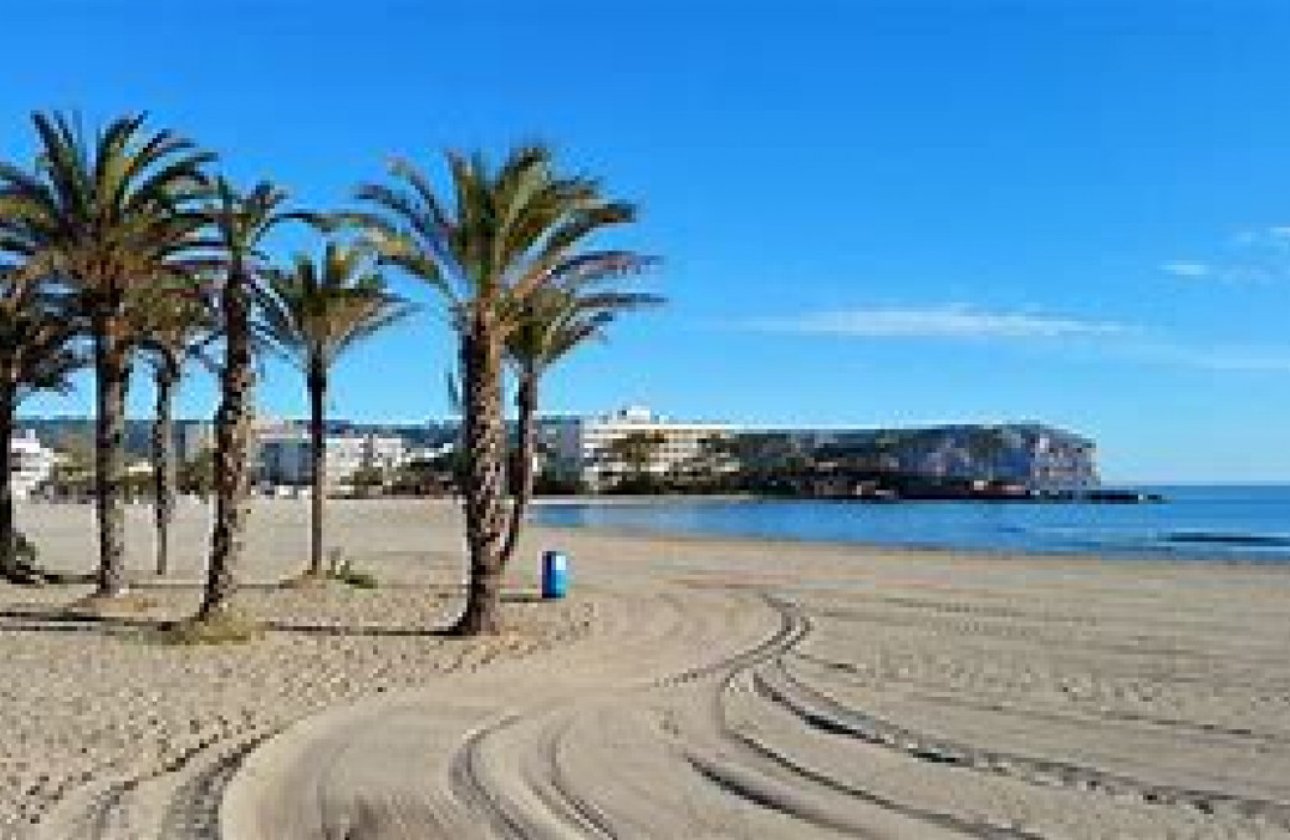 Használt ingatlanok - land -
Jávea - Xàbia - Jávea - Xàbia Centro