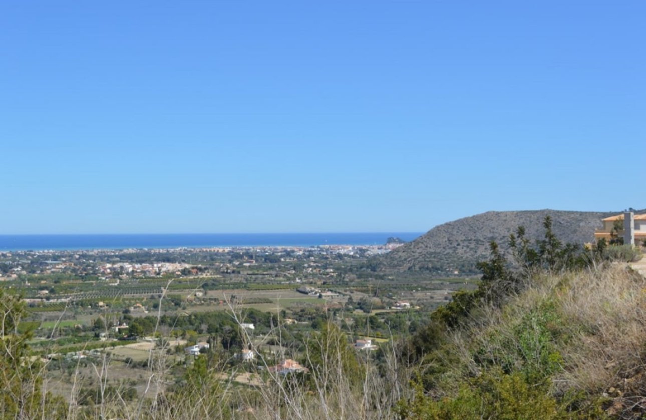 Használt ingatlanok - land -
Pedreguer - Pedreguer Centro