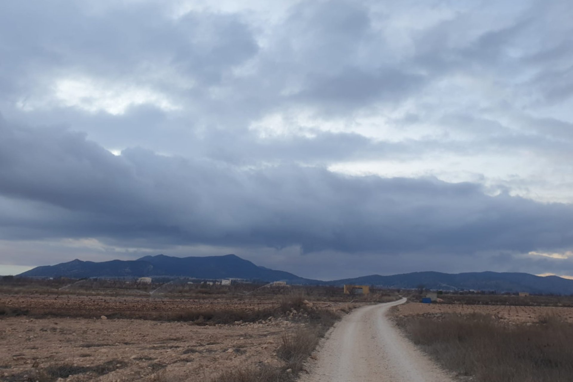 Használt ingatlanok - land -
Pinoso - Pinoso Centro