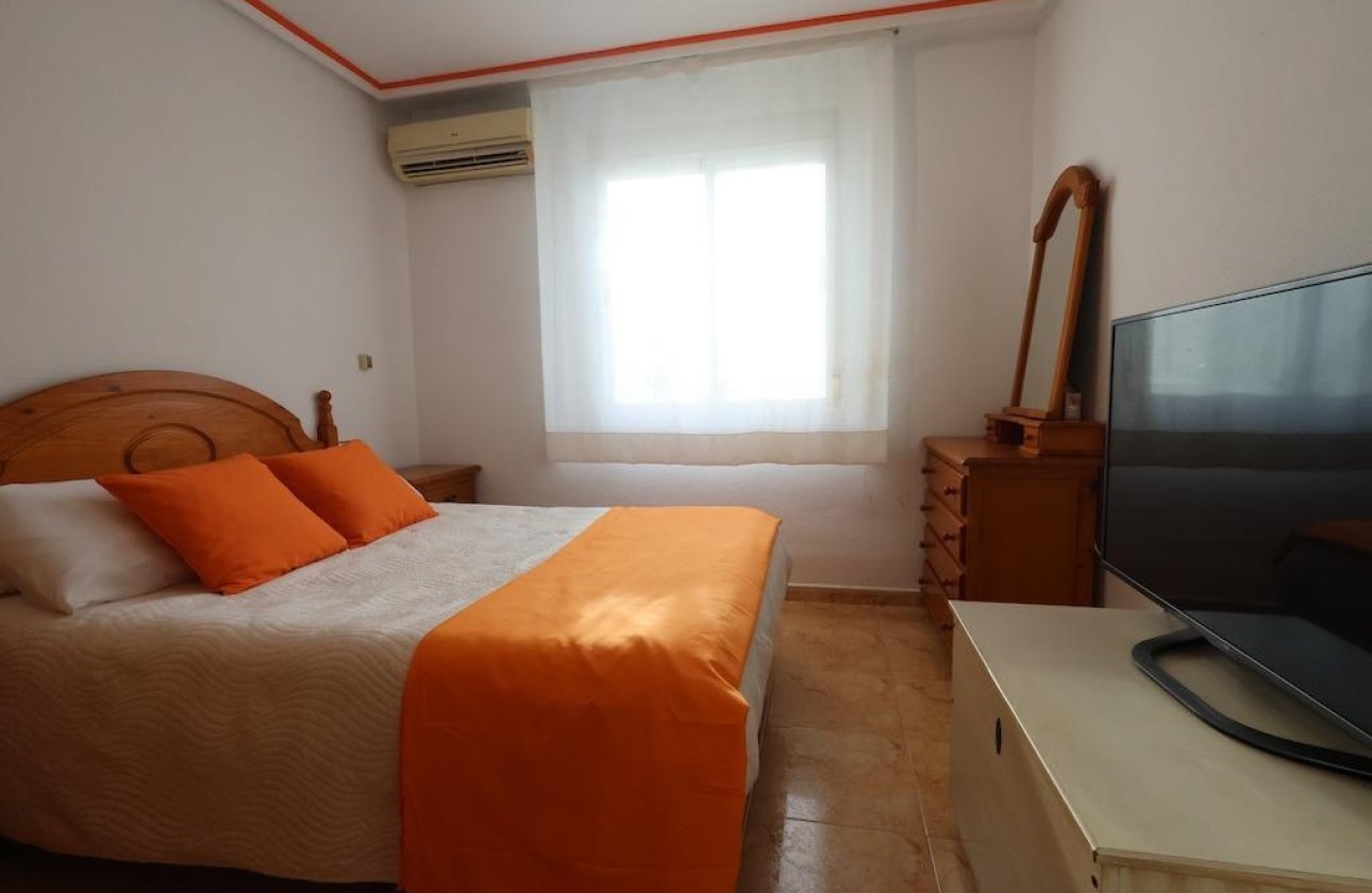 Használt ingatlanok - semi-detached house -
Torrevieja - El limonar