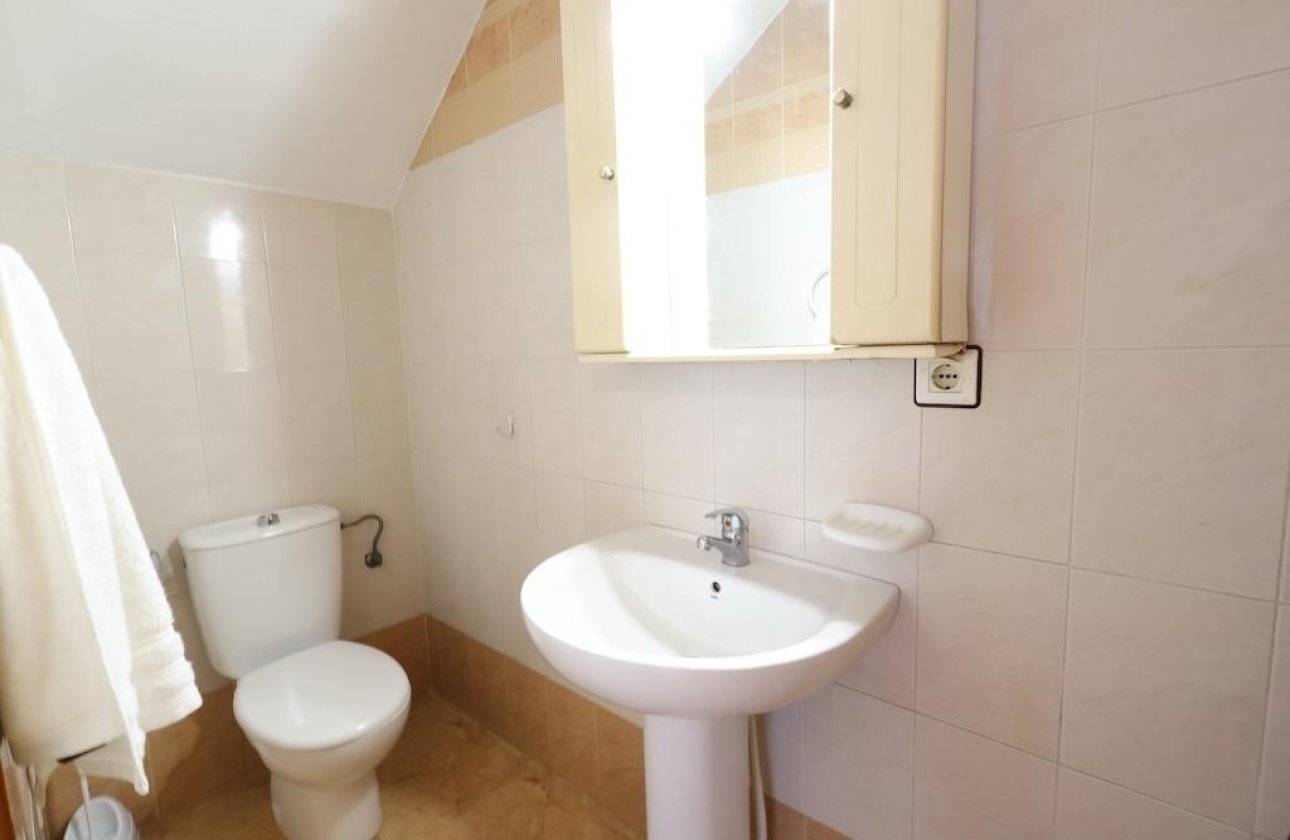 Használt ingatlanok - semi-detached house -
Torrevieja - El limonar