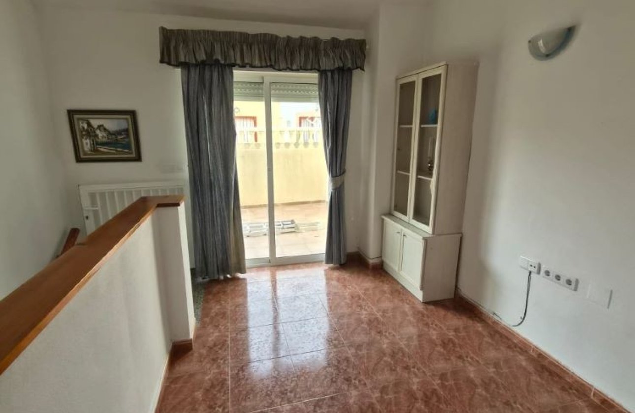 Használt ingatlanok - Sorház -
Orihuela Costa - Playa Flamenca