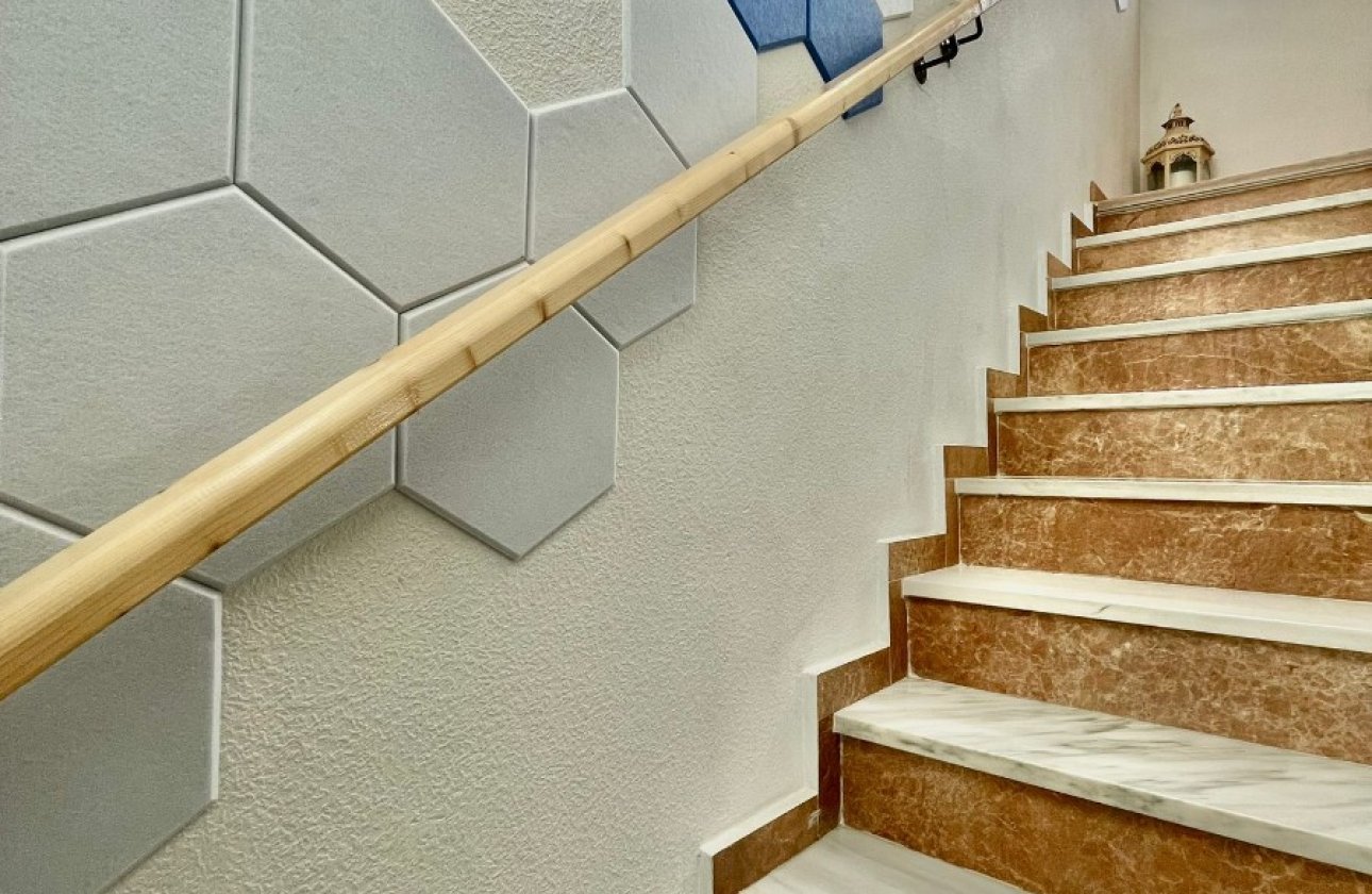 Használt ingatlanok - Sorház -
Orihuela Costa - Playa Flamenca