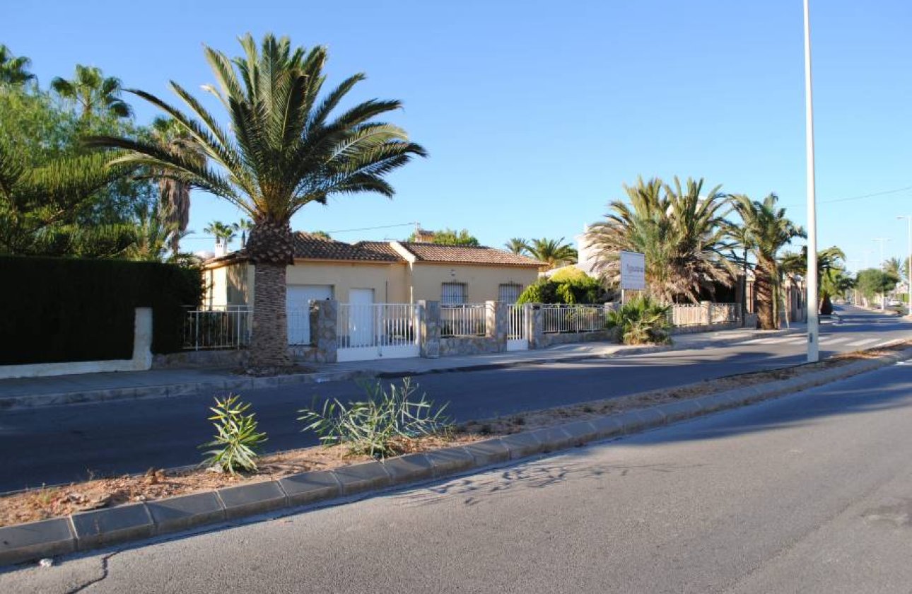 Használt ingatlanok - Telek -
Orihuela Costa - Cabo Roig