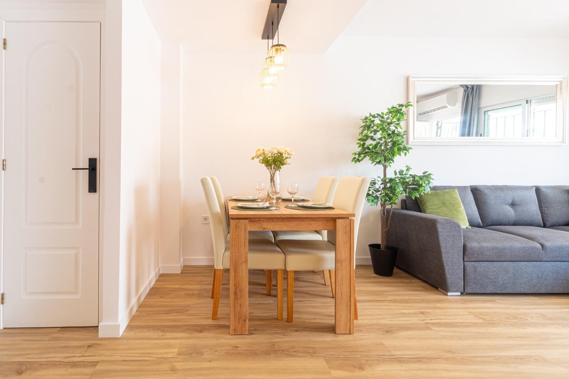 Használt ingatlanok - Terraced house -
Torrevieja - Los altos