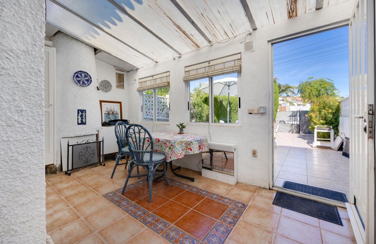 Használt ingatlanok - Terraced house -
Torrevieja - Los Ángeles