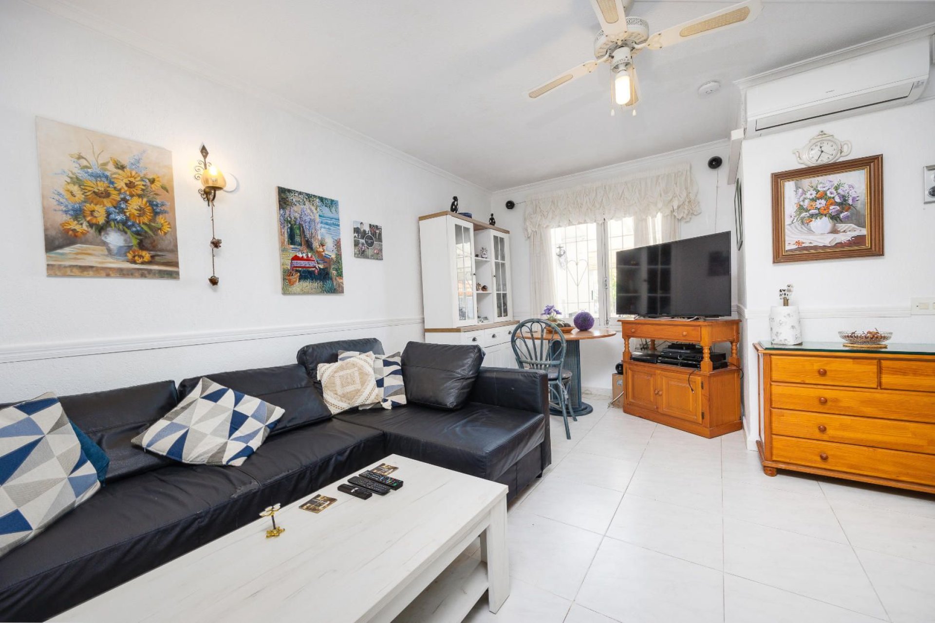 Használt ingatlanok - Terraced house -
Torrevieja - Los Ángeles