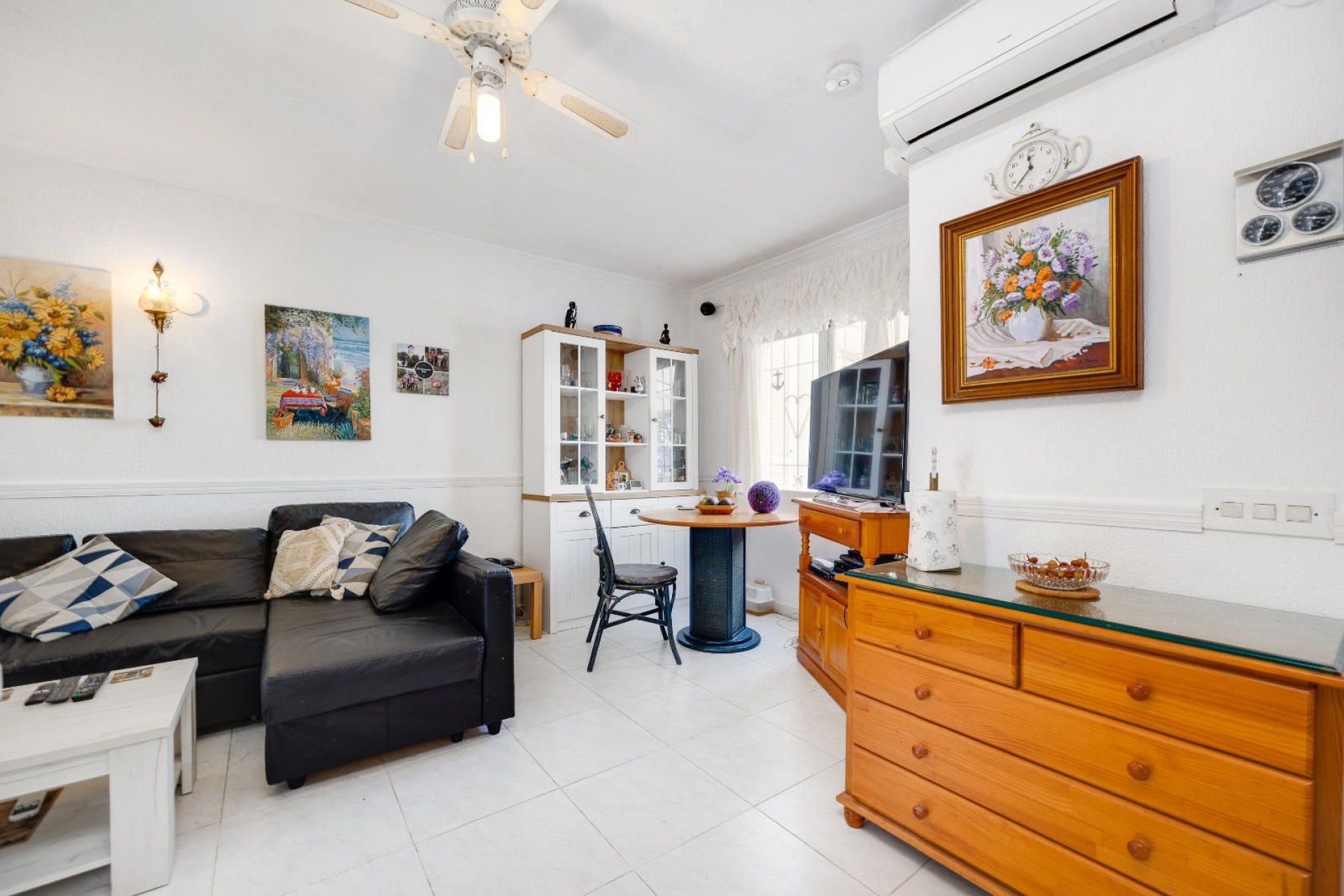 Használt ingatlanok - Terraced house -
Torrevieja - Los Ángeles