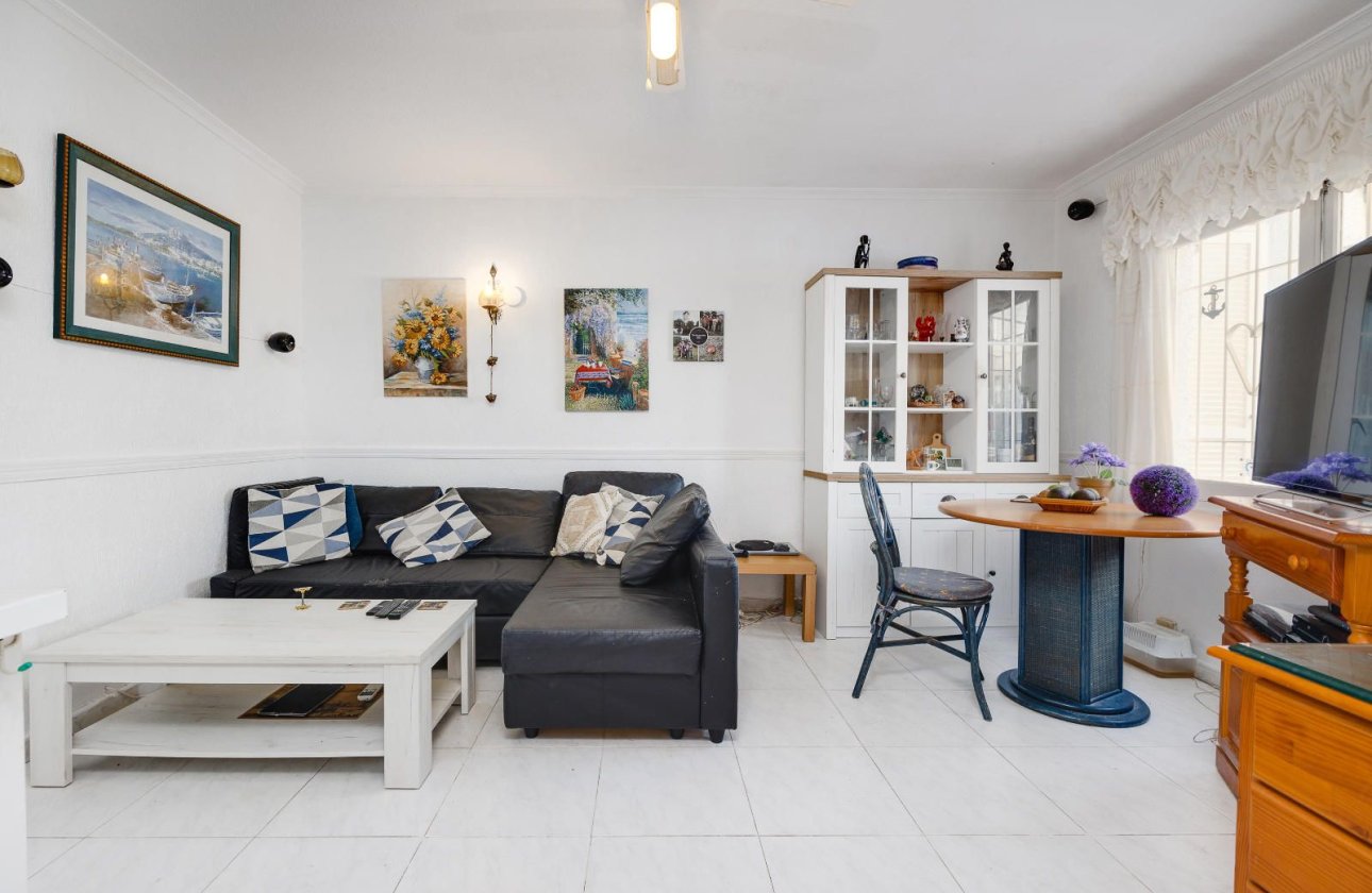 Használt ingatlanok - Terraced house -
Torrevieja - Los Ángeles