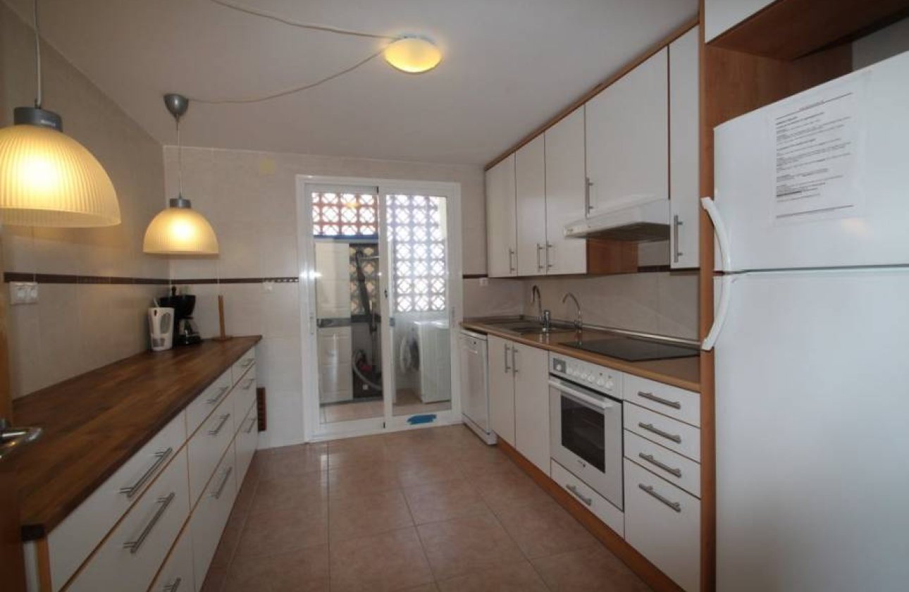 Használt ingatlanok - Tetőtéri lakás -
Orihuela Costa - Campoamor