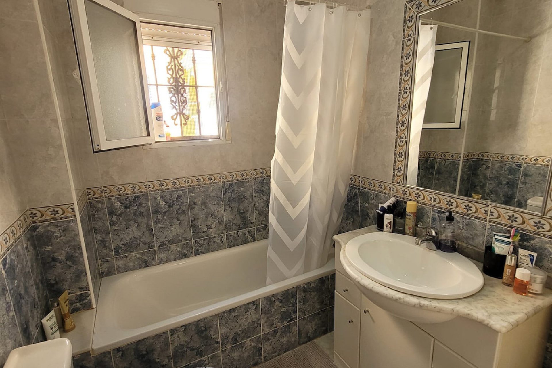 Használt ingatlanok - Town House -
Algorfa - Algorfa Centro