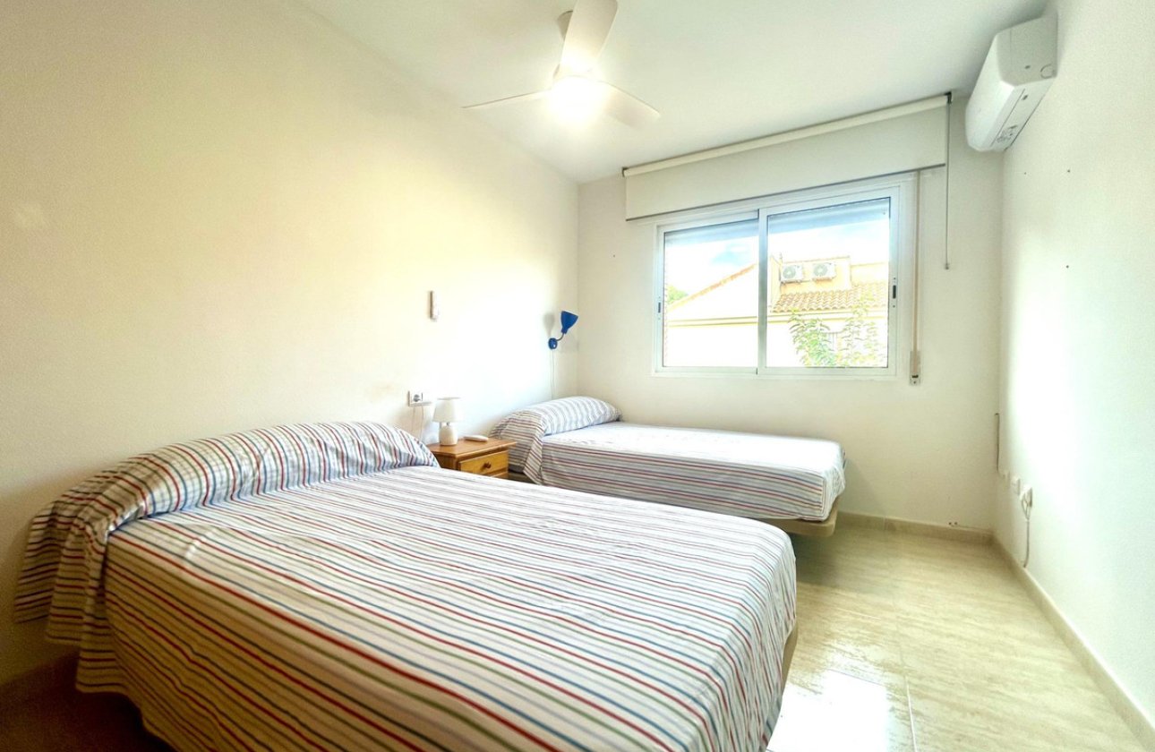 Használt ingatlanok - Town House -
Orihuela - Campoamor