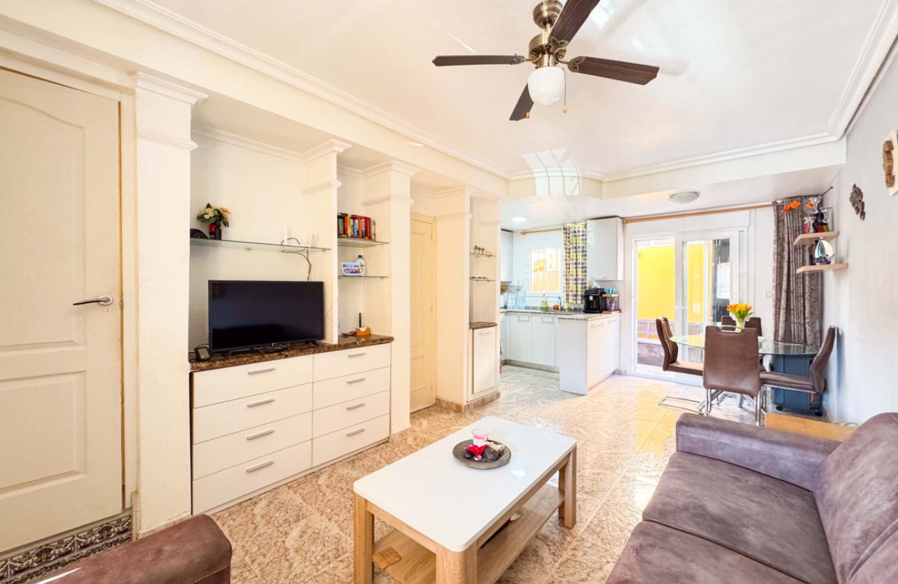 Használt ingatlanok - Town House -
Orihuela - La Regia