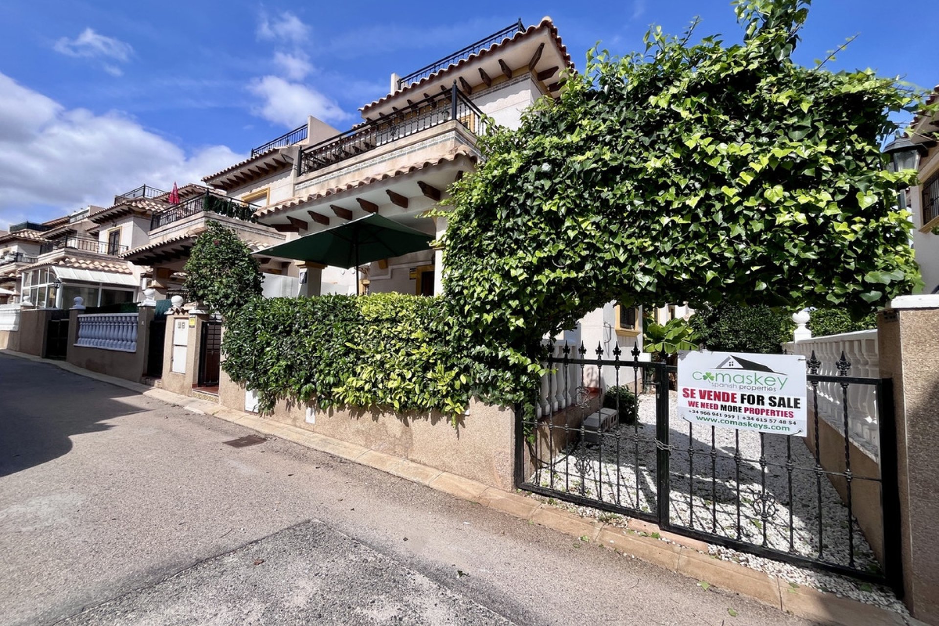 Használt ingatlanok - Town House -
Orihuela - La Zenia