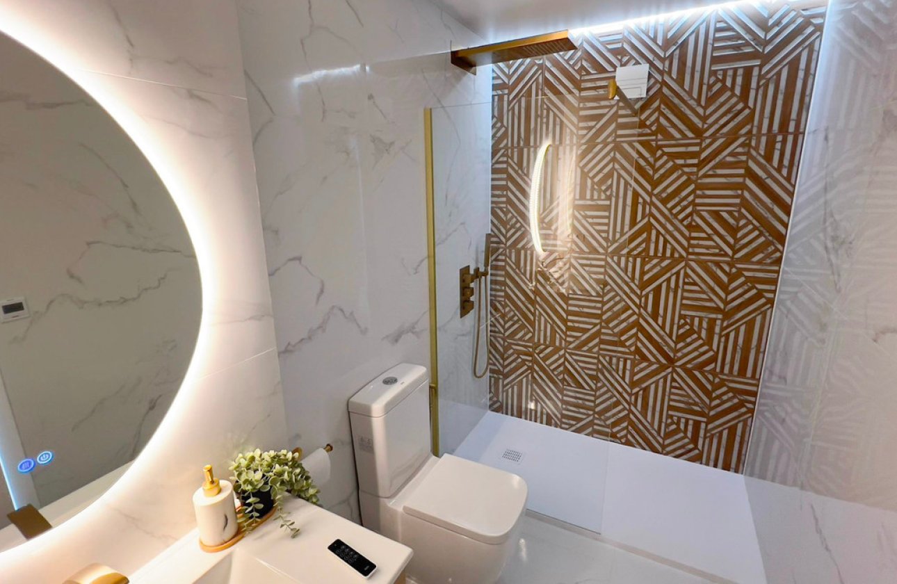 Használt ingatlanok - Town House -
Orihuela - La Zenia