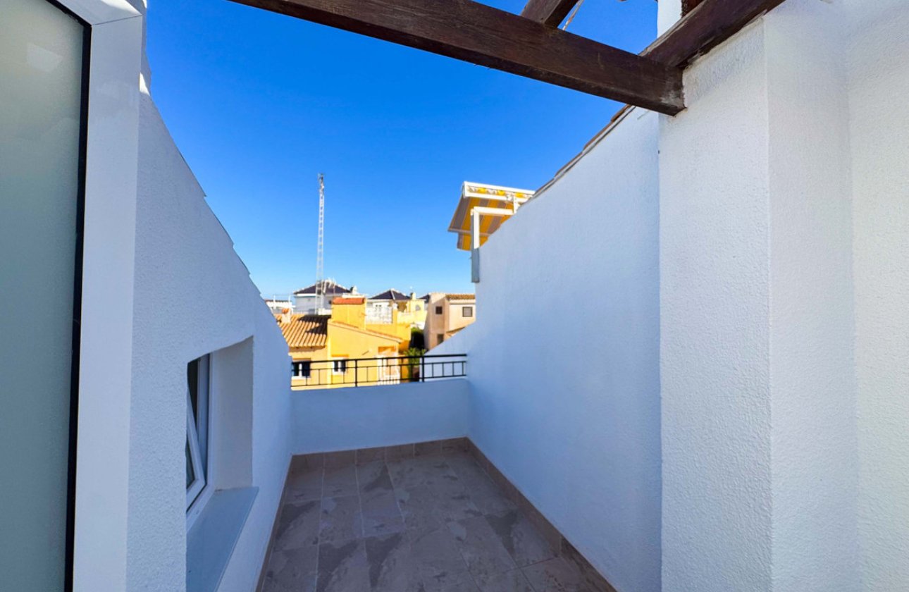 Használt ingatlanok - Town House -
Orihuela - Los Balcones