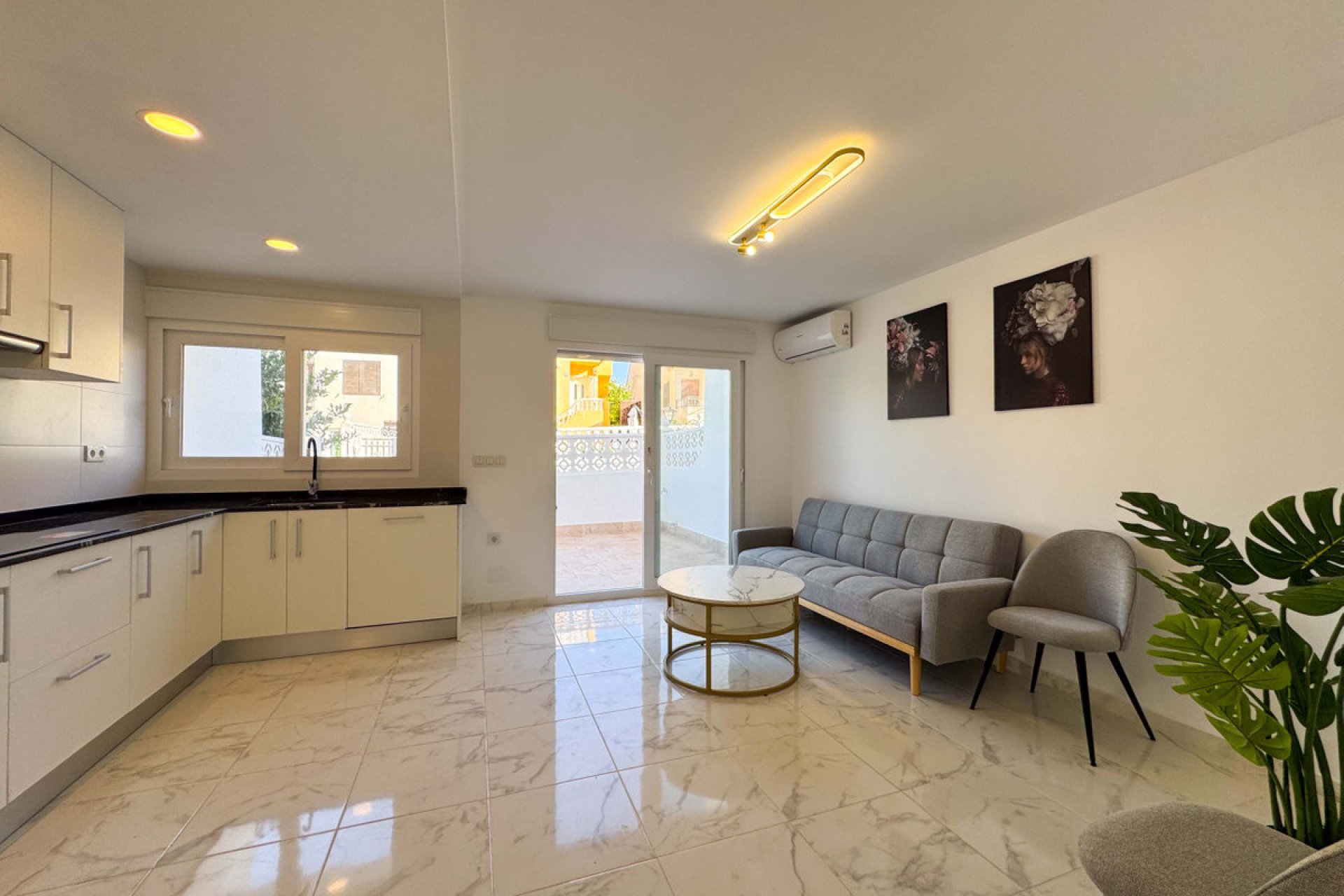 Használt ingatlanok - Town House -
Orihuela - Los Balcones