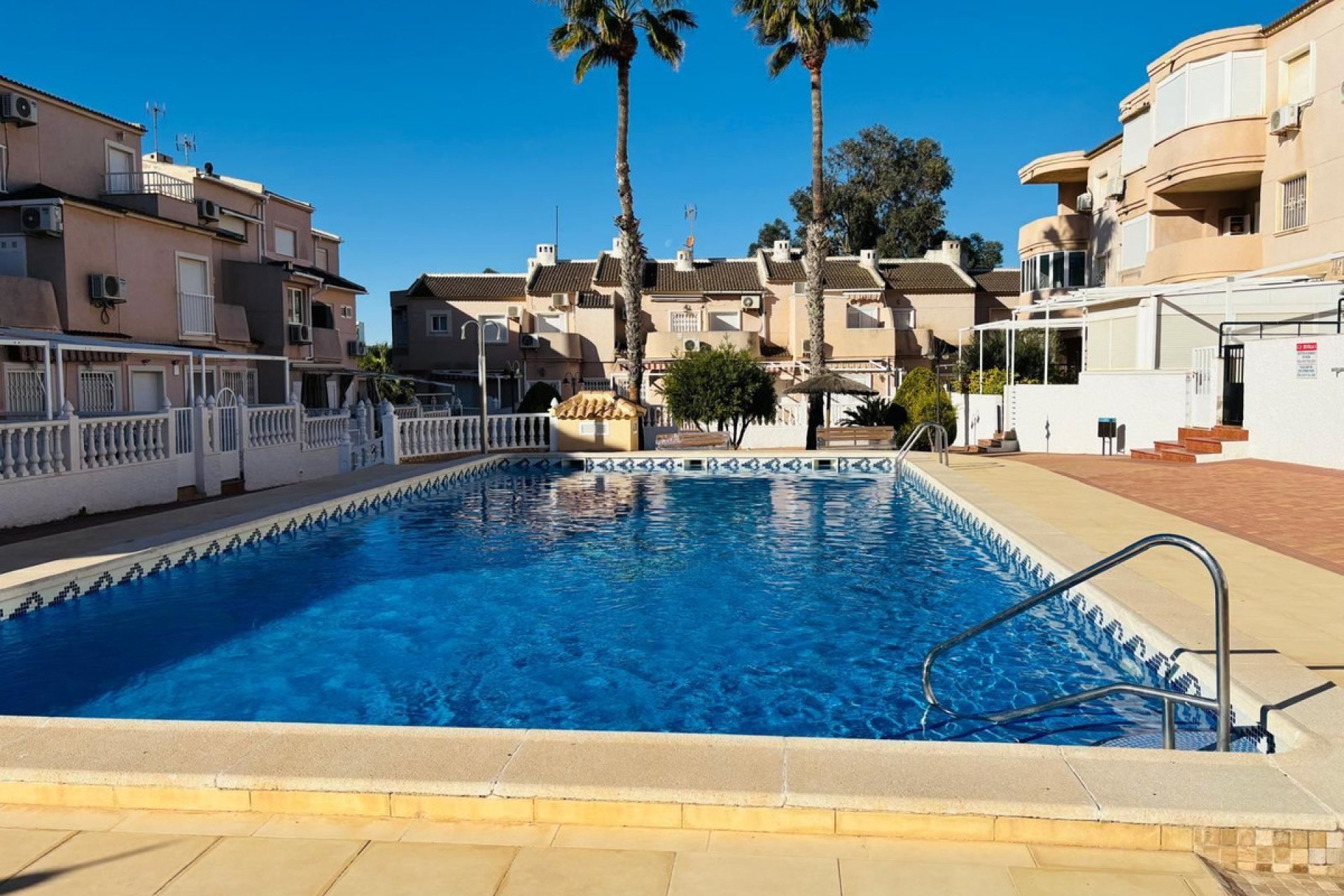 Használt ingatlanok - Town House -
Orihuela - Mil Palmeras