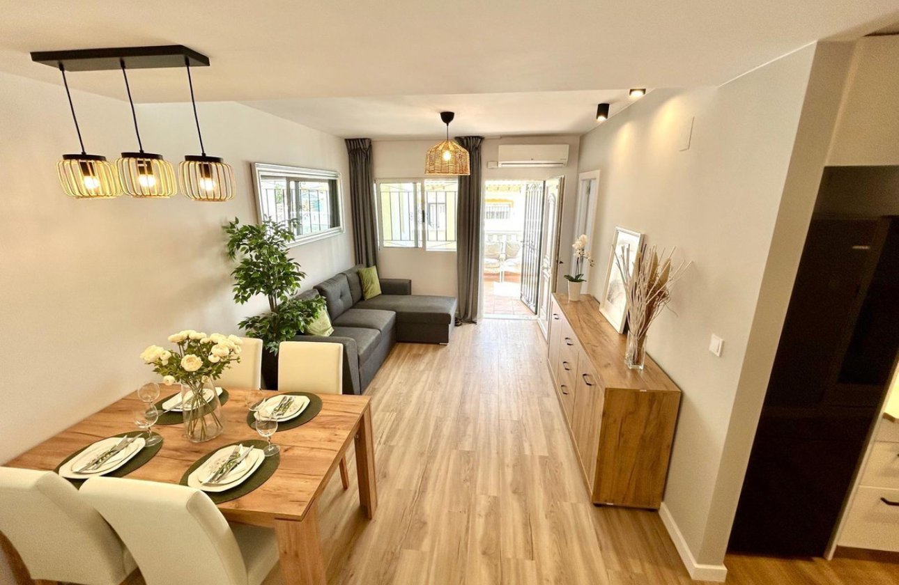 Használt ingatlanok - Town House -
Orihuela - Orihuela Centro