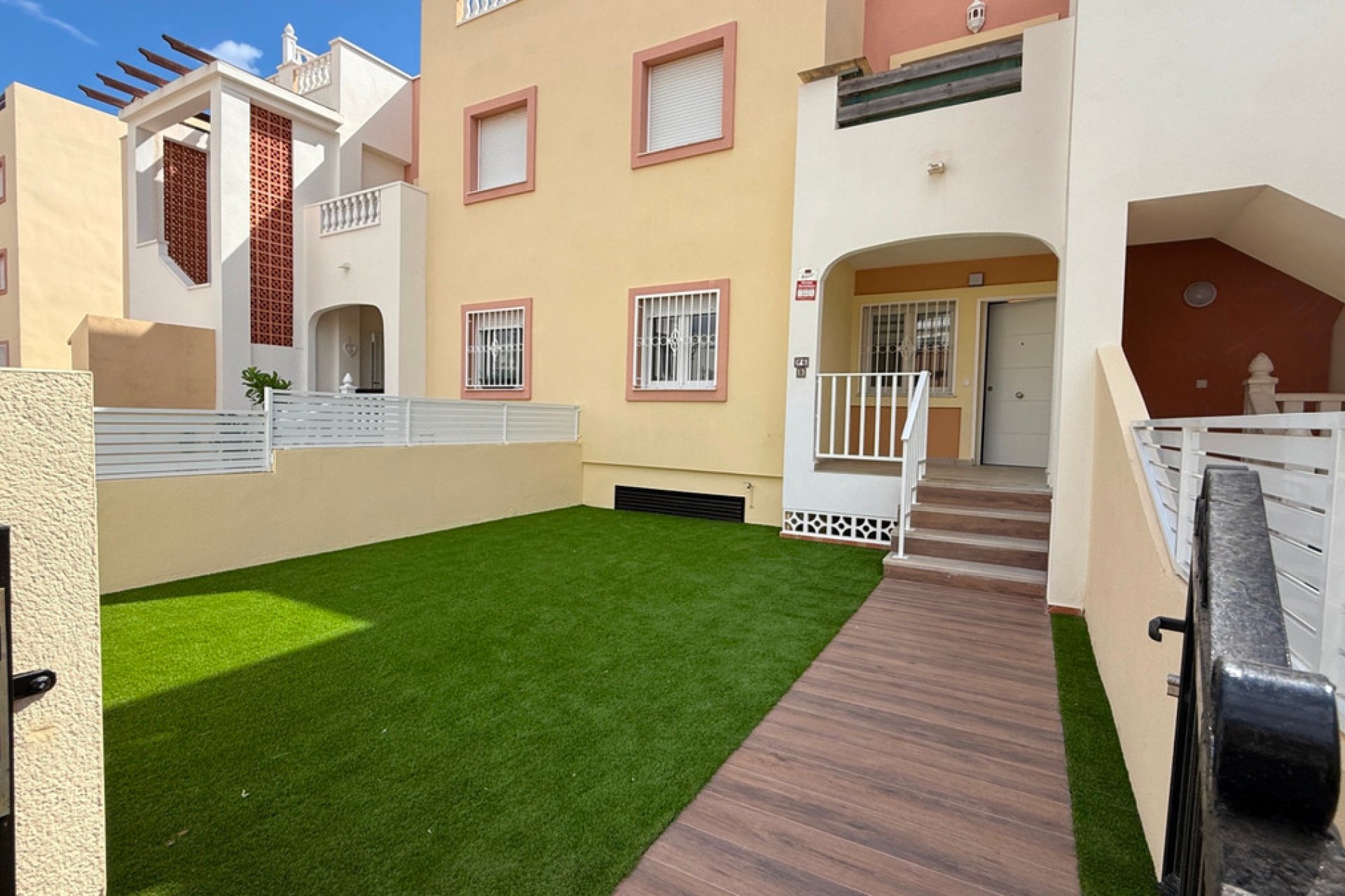 Használt ingatlanok - Town House -
Orihuela - Orihuela Costa
