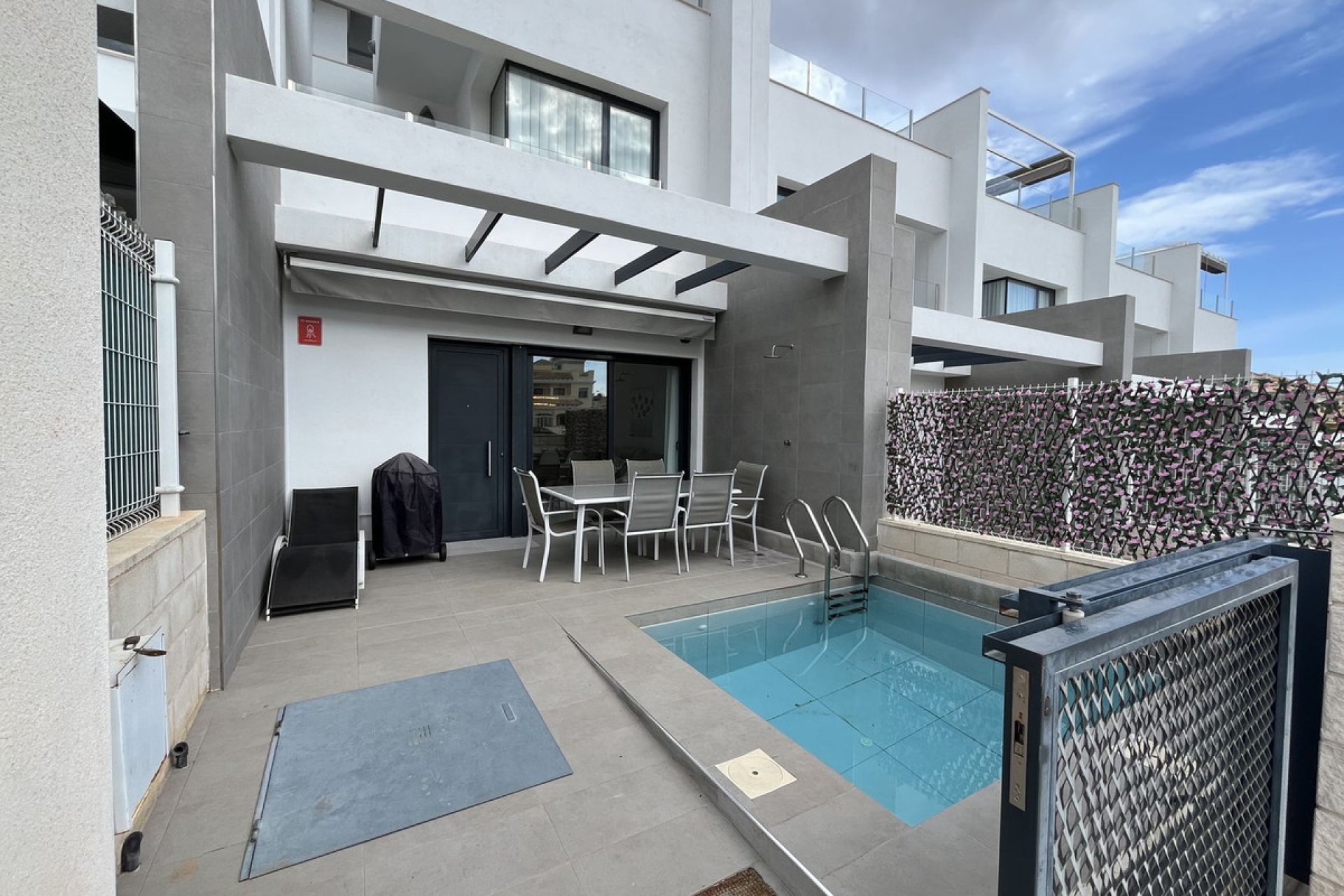 Használt ingatlanok - Town House -
Orihuela - Villamartin