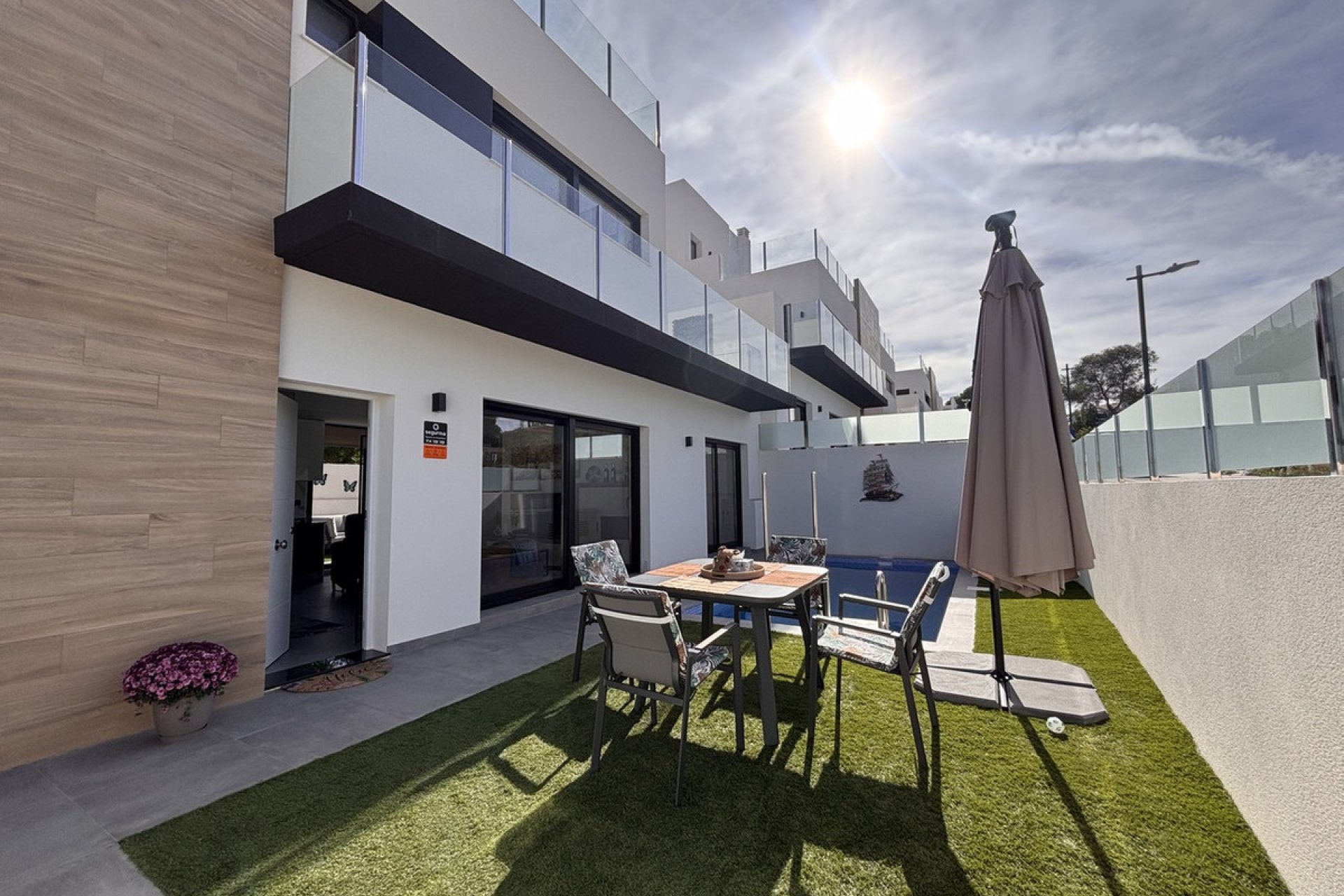 Használt ingatlanok - Town House -
Orihuela - Villamartin