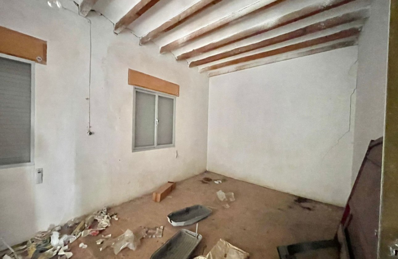 Használt ingatlanok - Town House -
Pedreguer - Pedreguer Centro