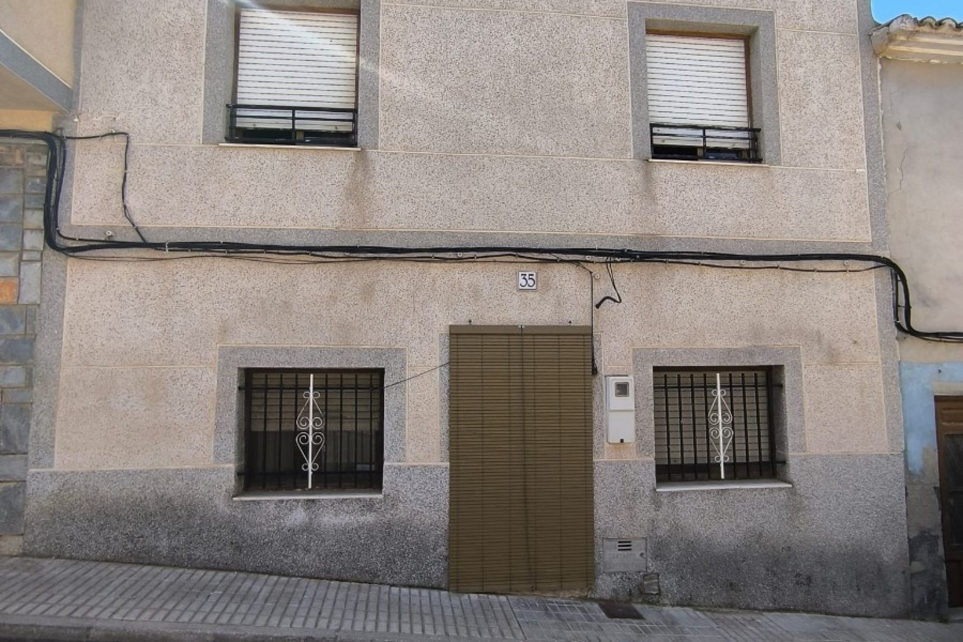 Használt ingatlanok - Town House -
Pinoso - Pinoso Centro