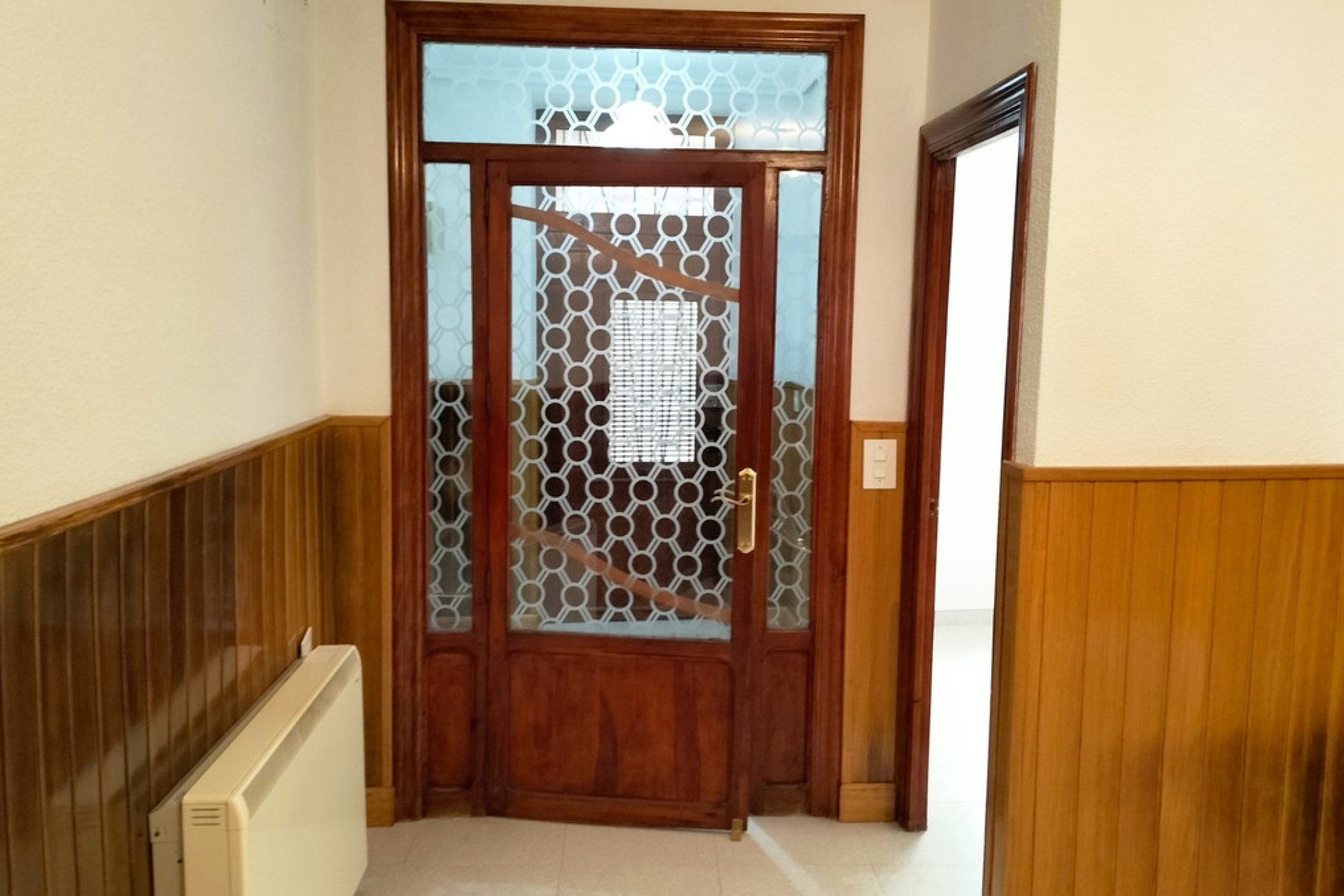 Használt ingatlanok - Town House -
Sax - Sax Centro