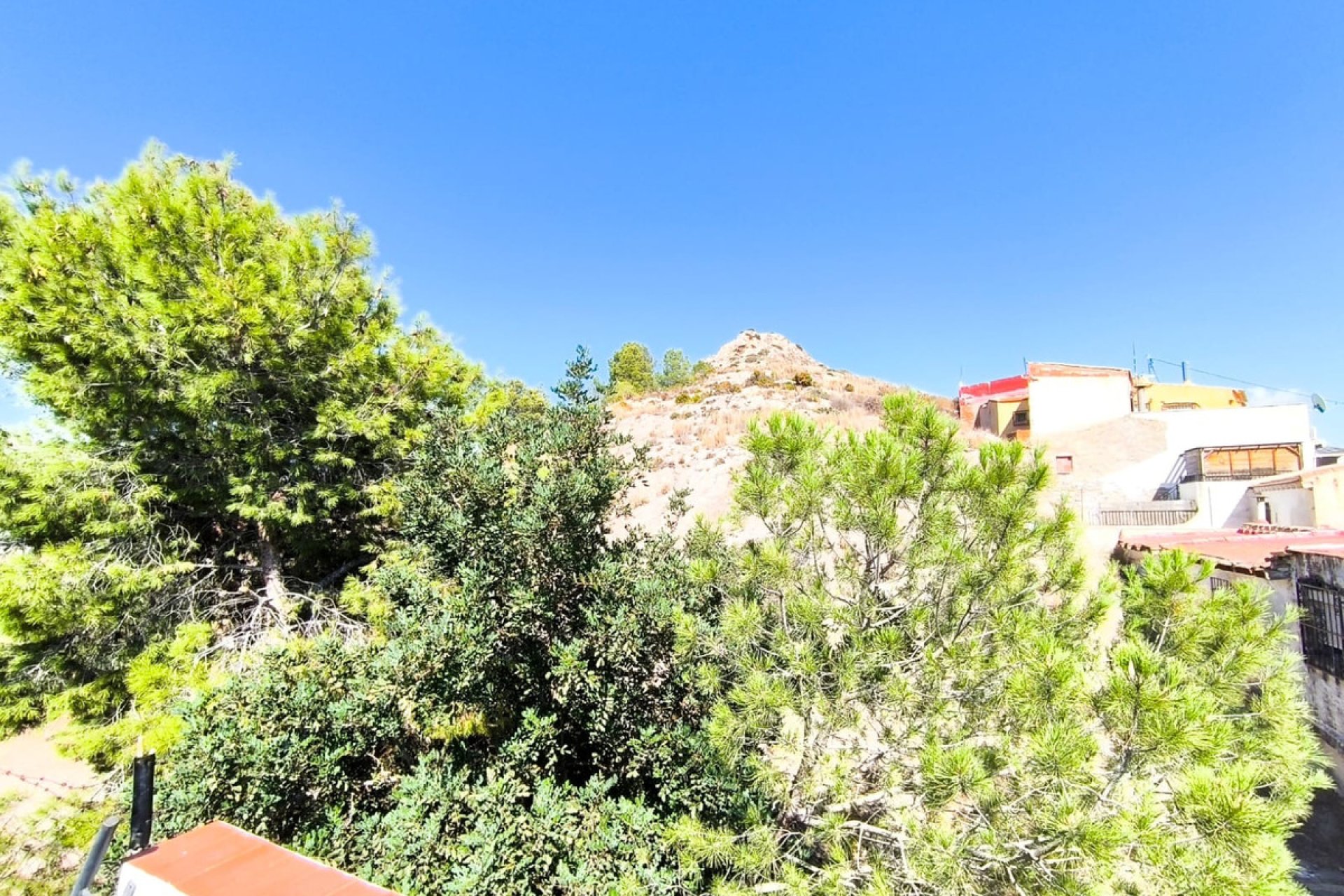 Használt ingatlanok - Town House -
Sax - Sax Centro