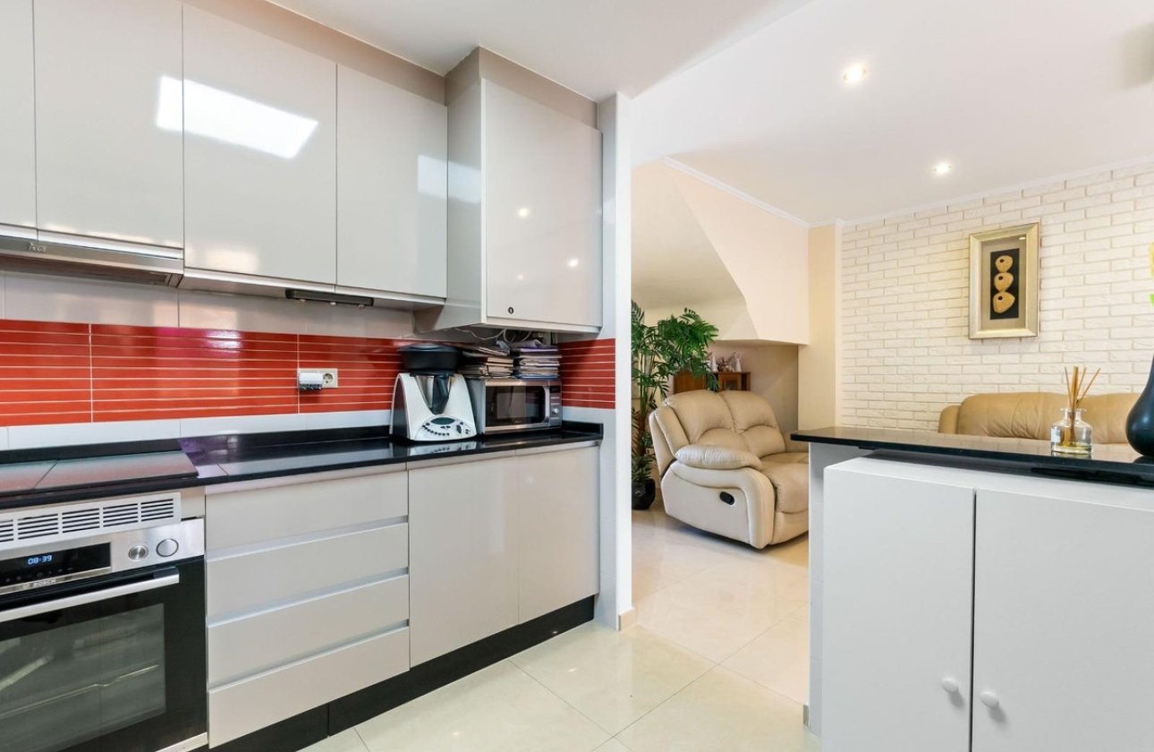 Használt ingatlanok - Town House -
Torrevieja - Aguas Nuevas