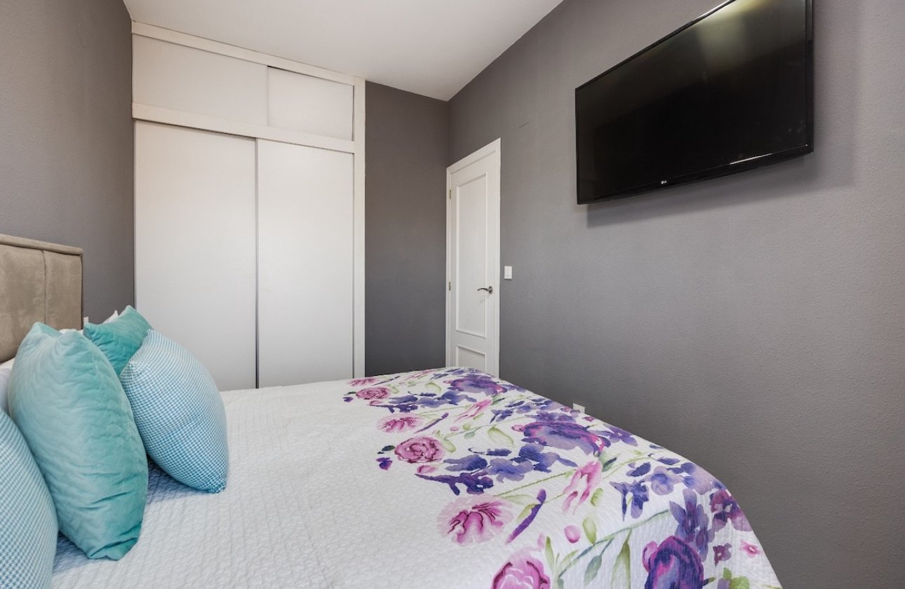 Használt ingatlanok - Town House -
Torrevieja - Torrevieja Centro