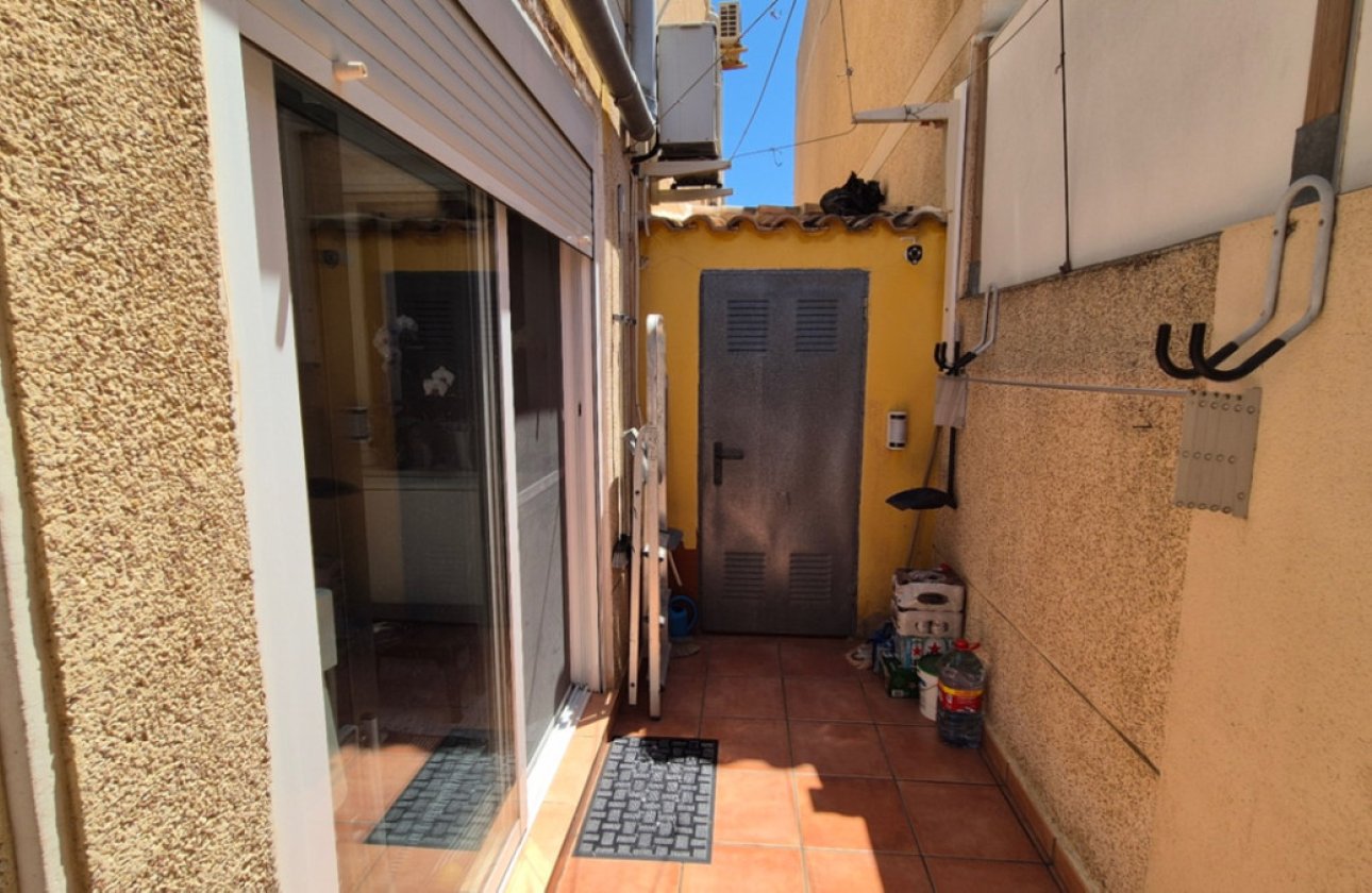 Használt ingatlanok - Town House -
Torrevieja - Torrevieja Centro