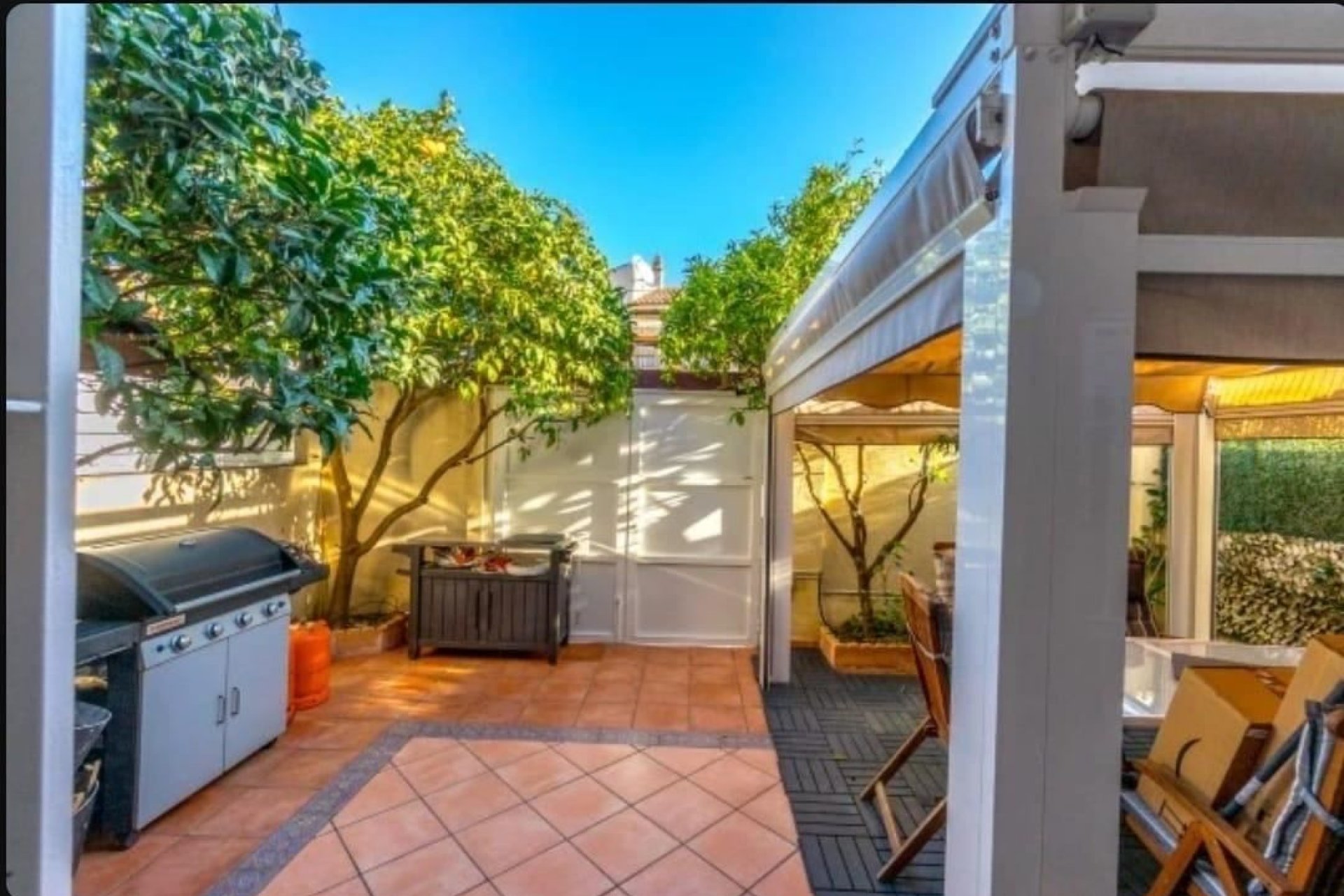 Használt ingatlanok - Town House -
Torrevieja - Torrevieja Centro