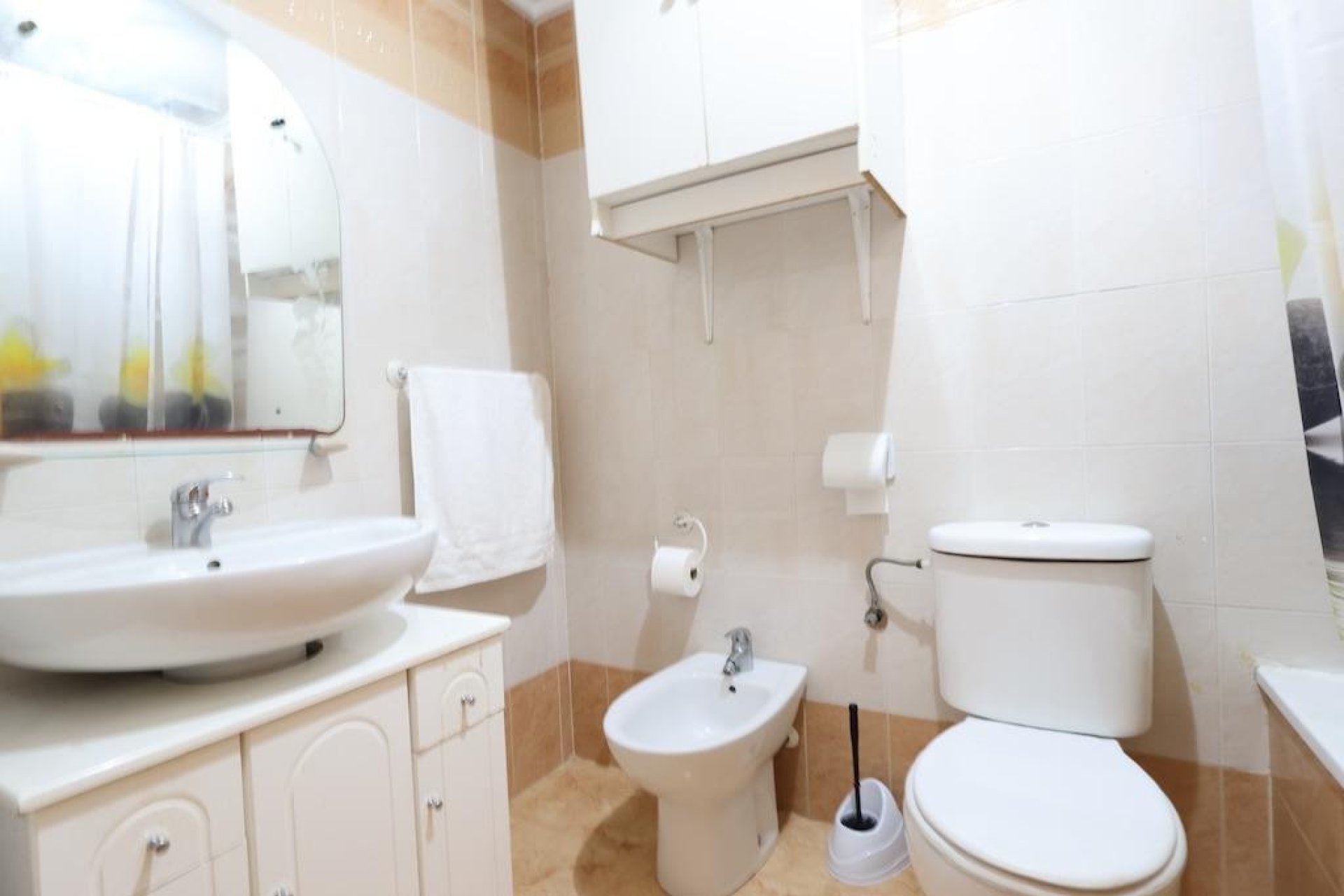 Használt ingatlanok - Town House -
Torrevieja - Torrevieja Centro