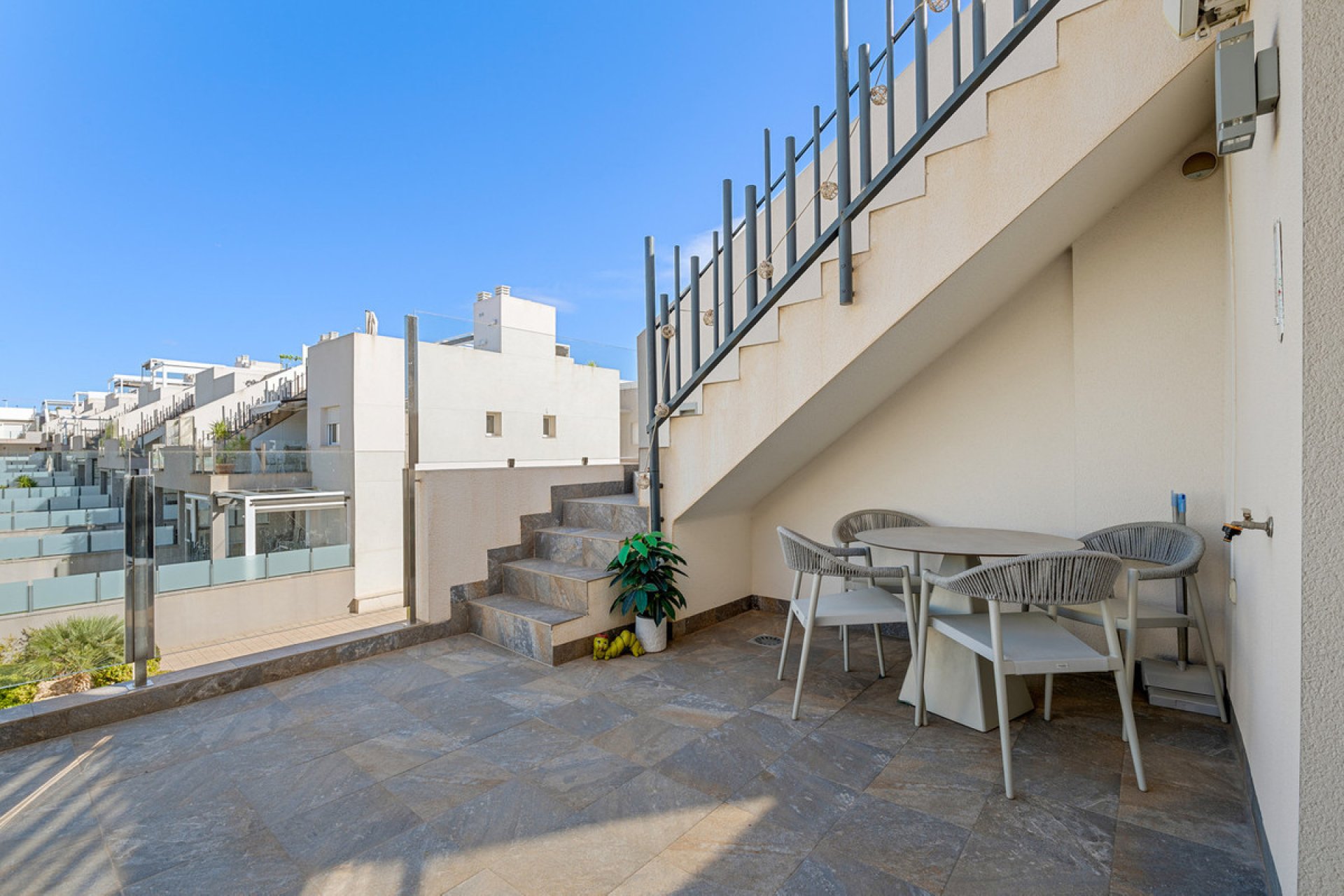 Használt ingatlanok - Town House -
Torrevieja - Torrevieja Centro