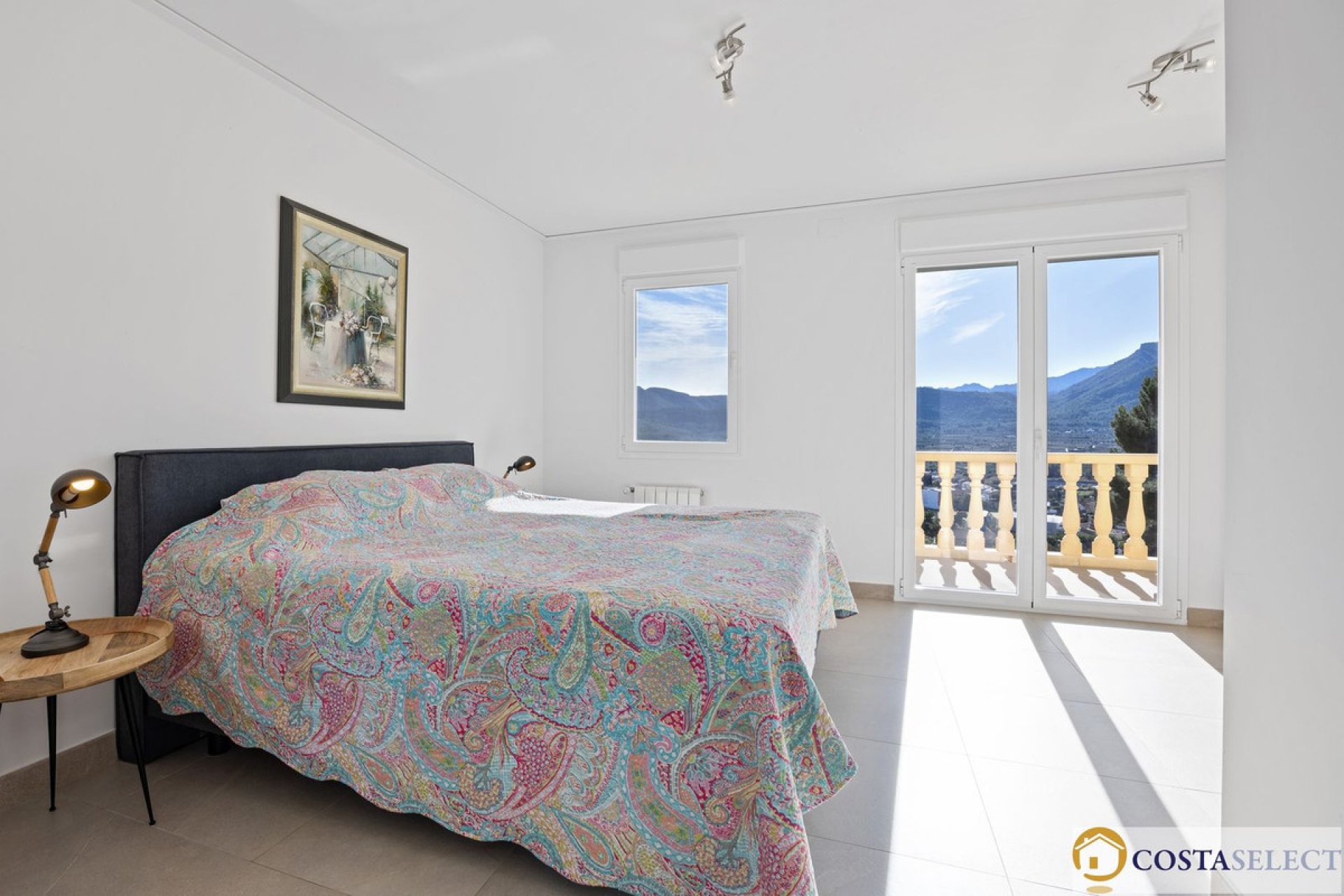 Használt ingatlanok - Villa -
Alcalalí - Alcalalí Centro