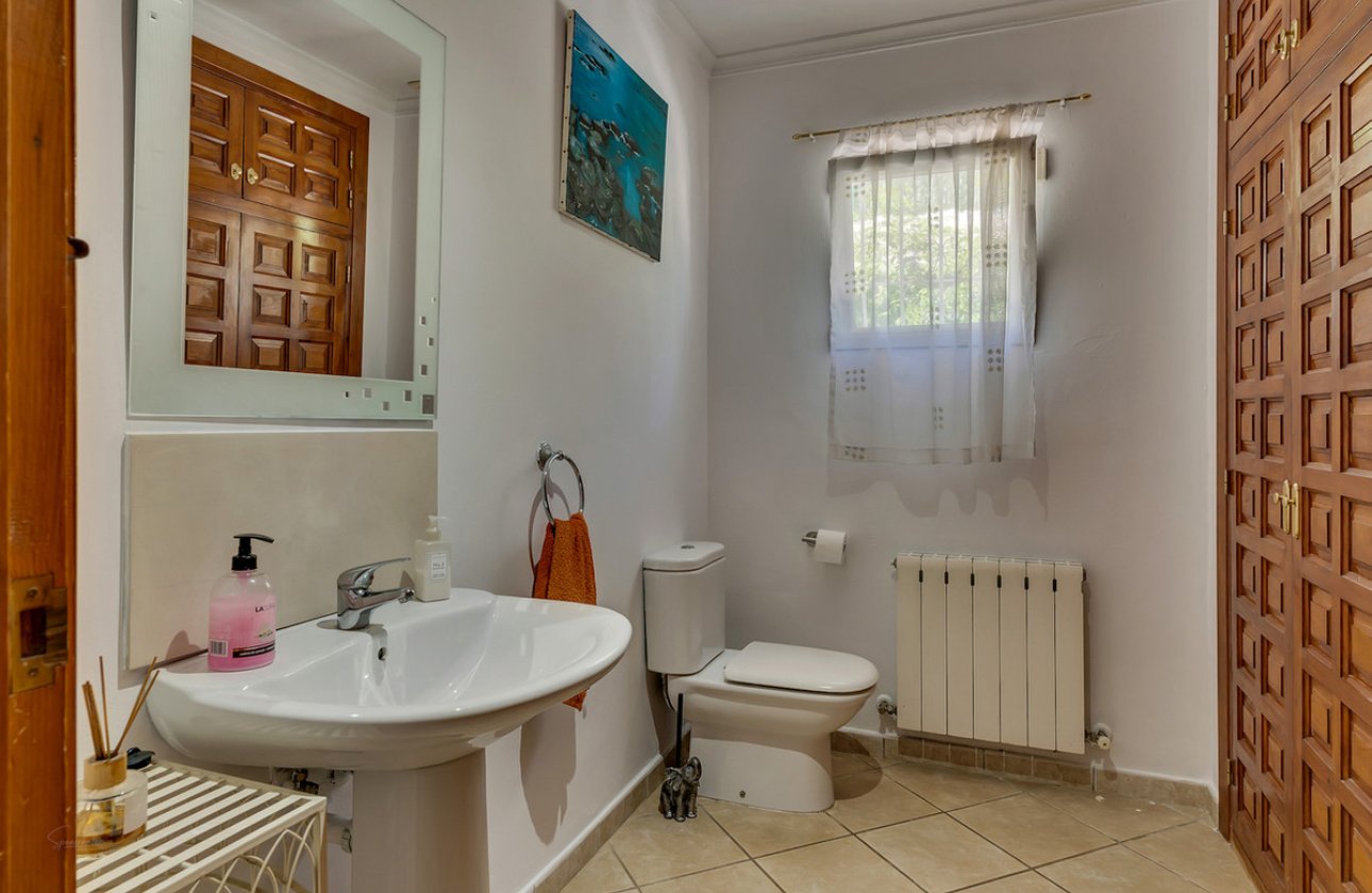 Használt ingatlanok - Villa -
Alcalalí - Alcalalí Centro