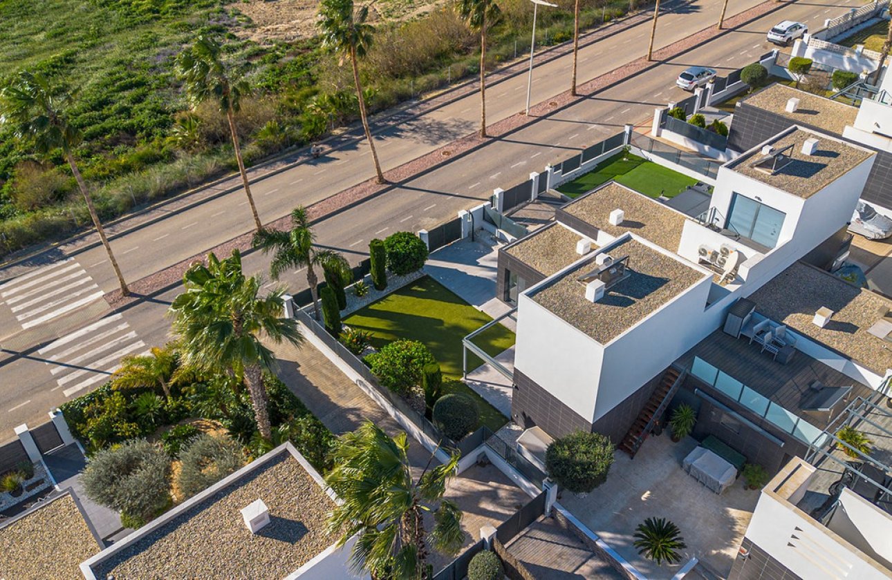 Használt ingatlanok - Villa -
Algorfa - La Finca Golf