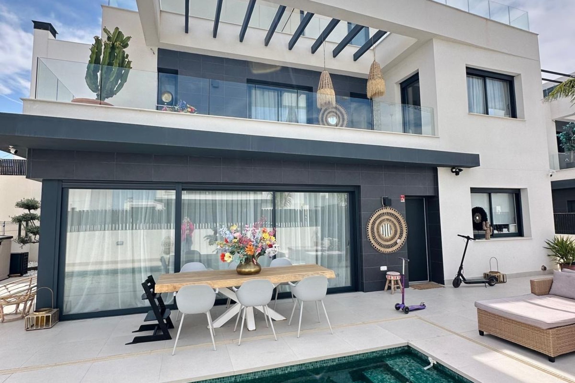 Használt ingatlanok - Villa -
Algorfa - La Finca Golf