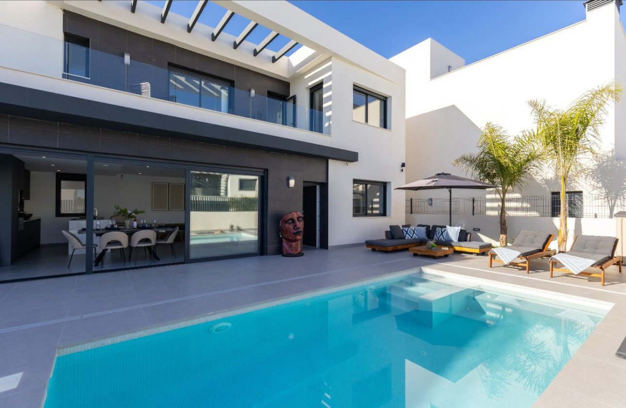 Használt ingatlanok - Villa -
Algorfa - La Finca Golf