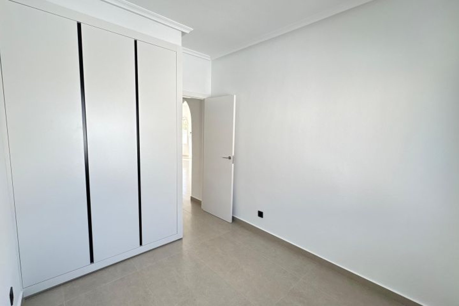 Használt ingatlanok - Villa -
Algorfa