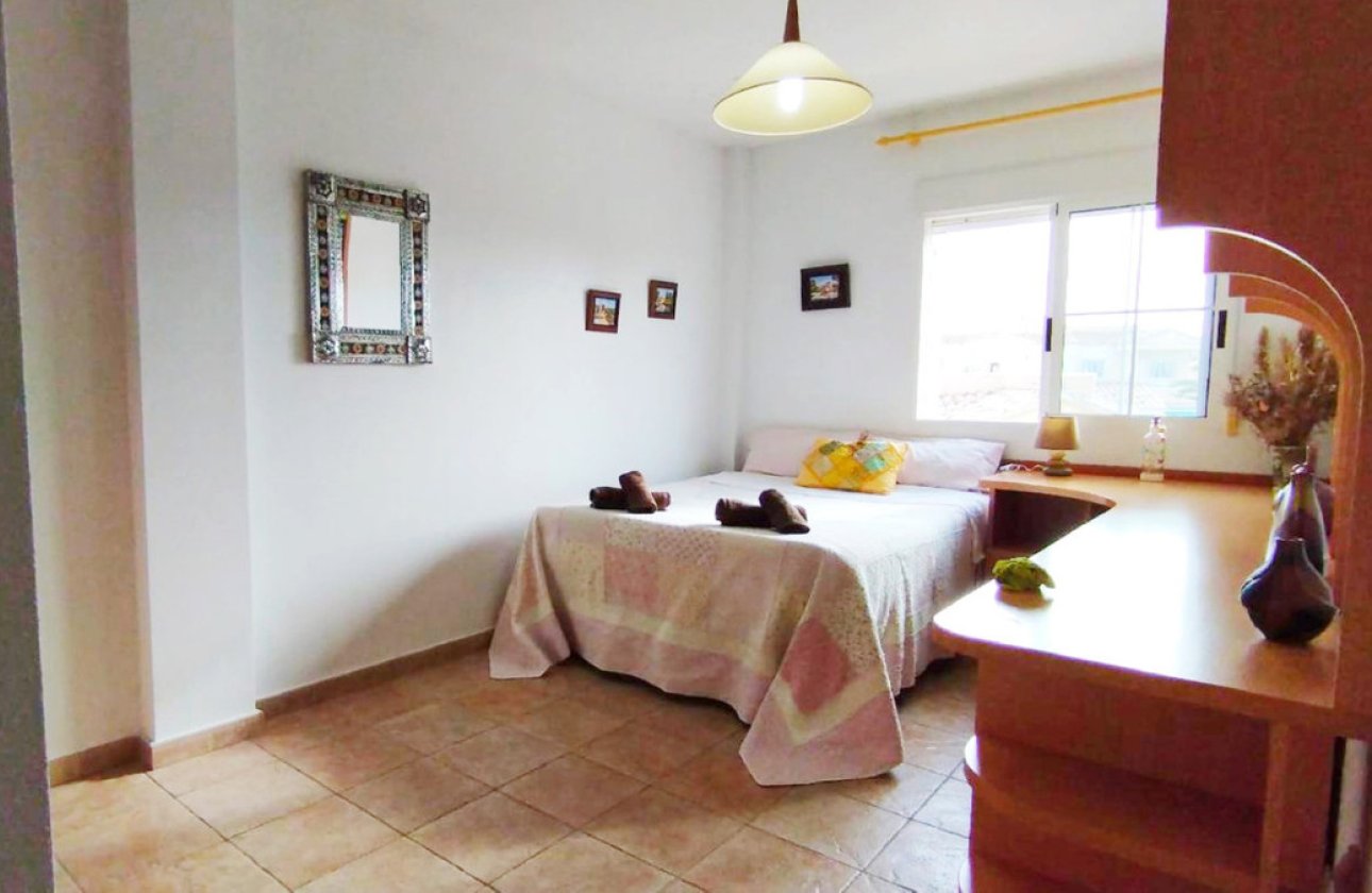 Használt ingatlanok - Villa -
Alicante City - La Torreta