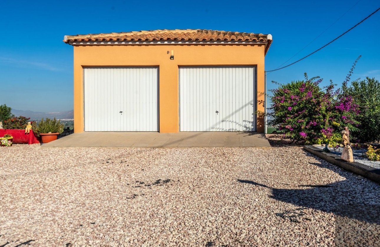 Használt ingatlanok - Villa -
Benejúzar - Benejuzar Centro