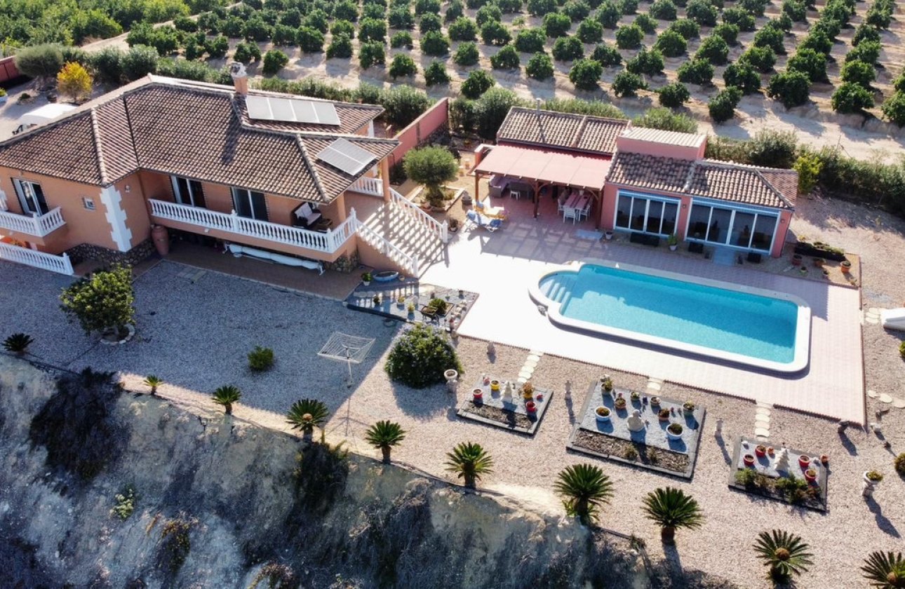 Használt ingatlanok - Villa -
Benejúzar - Benejuzar Centro