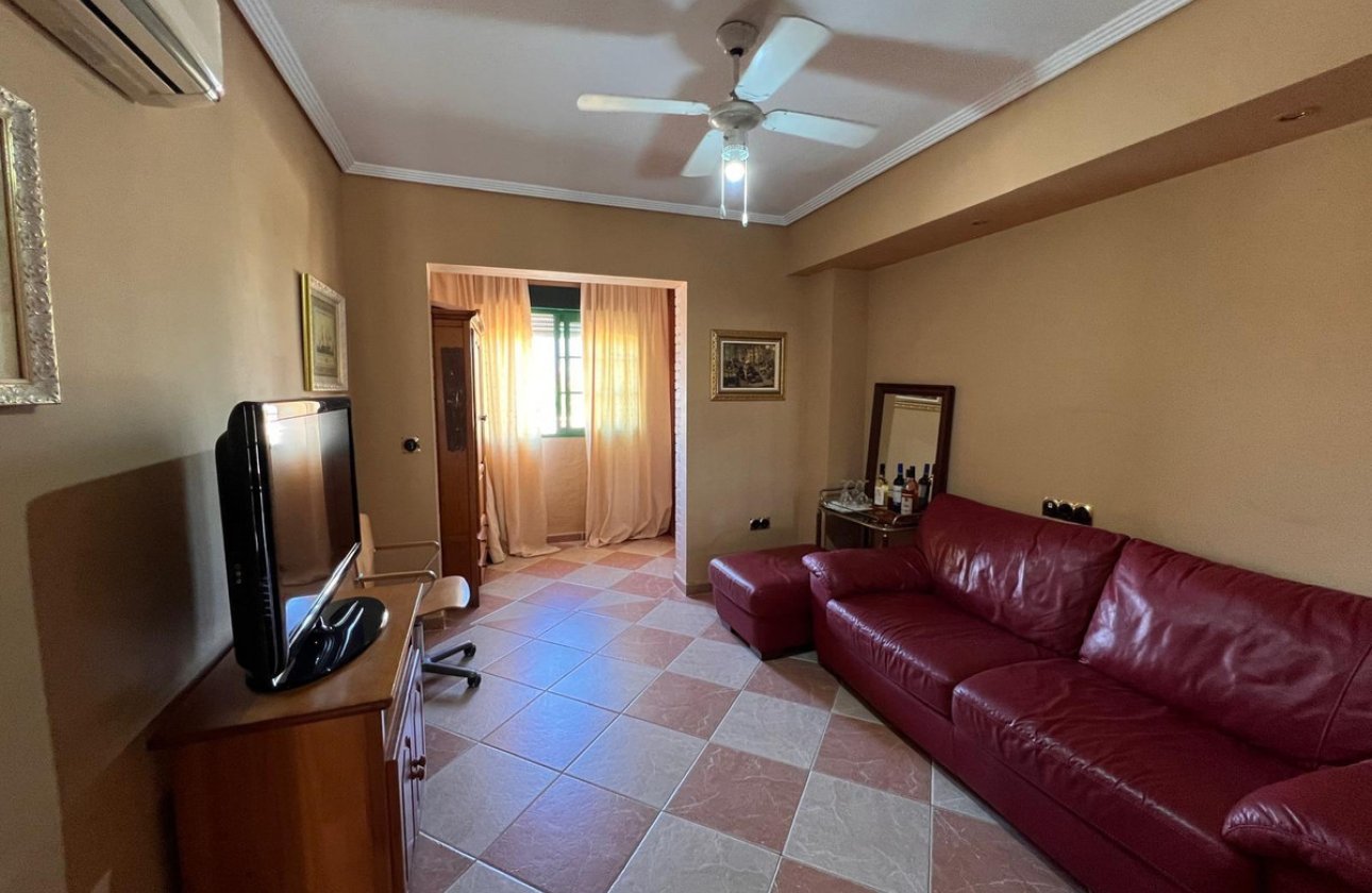 Használt ingatlanok - Villa -
Benidorm - Benidorm Centro